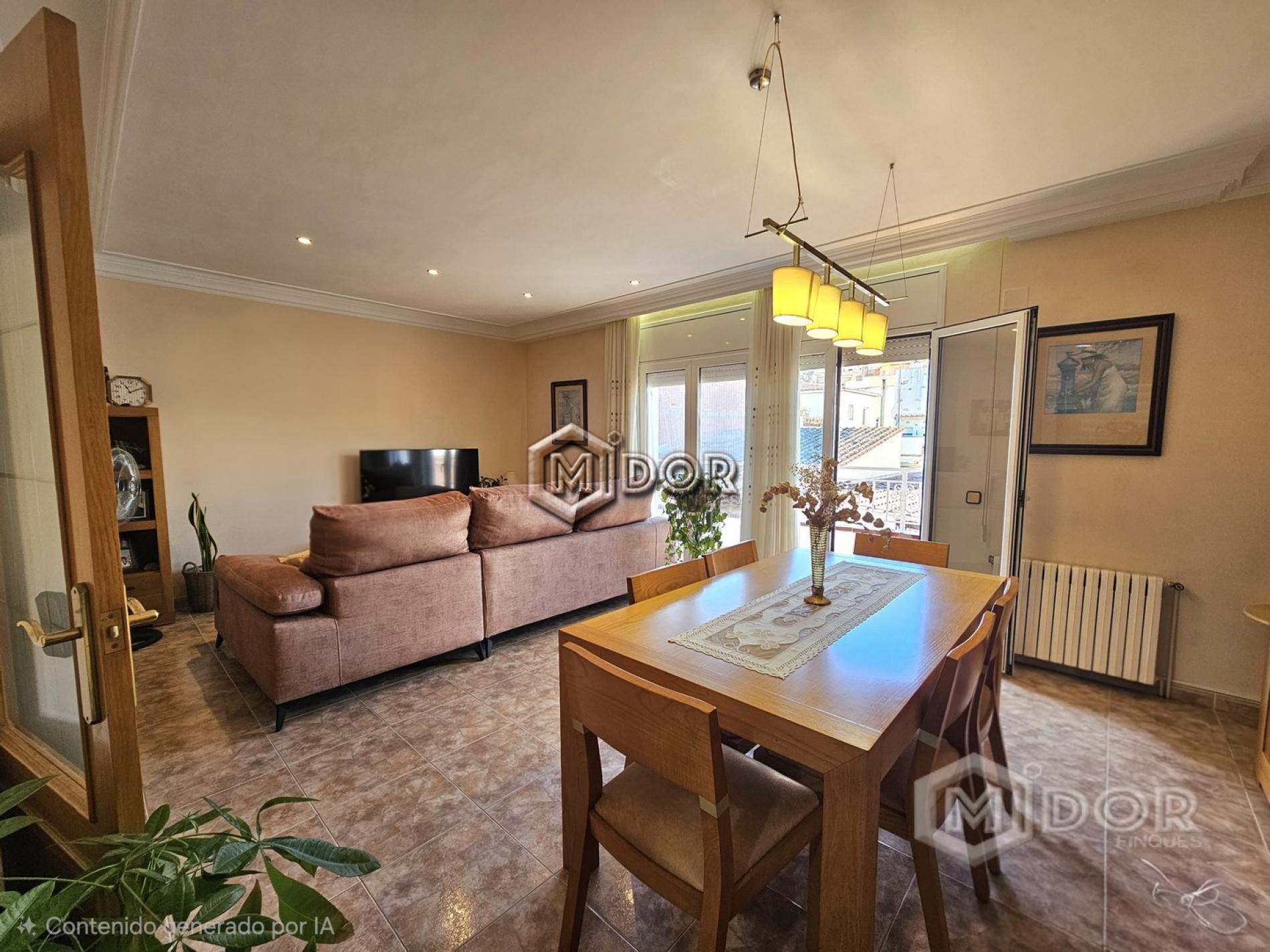 DUPLEX AMB TERRASSA A SANT FELIU DE GUÍXOLS