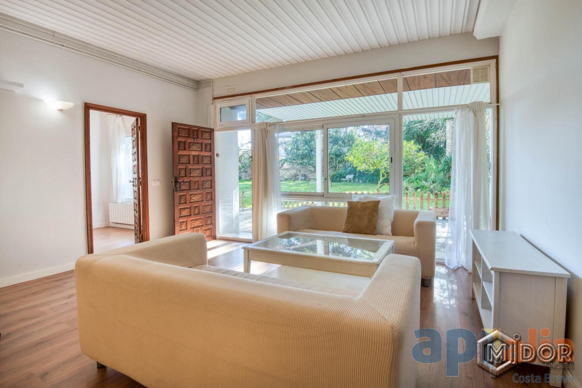 APARTAMENT AMB LLICÈNCIA TURÍSTICA A 50m DE LA PLATJA