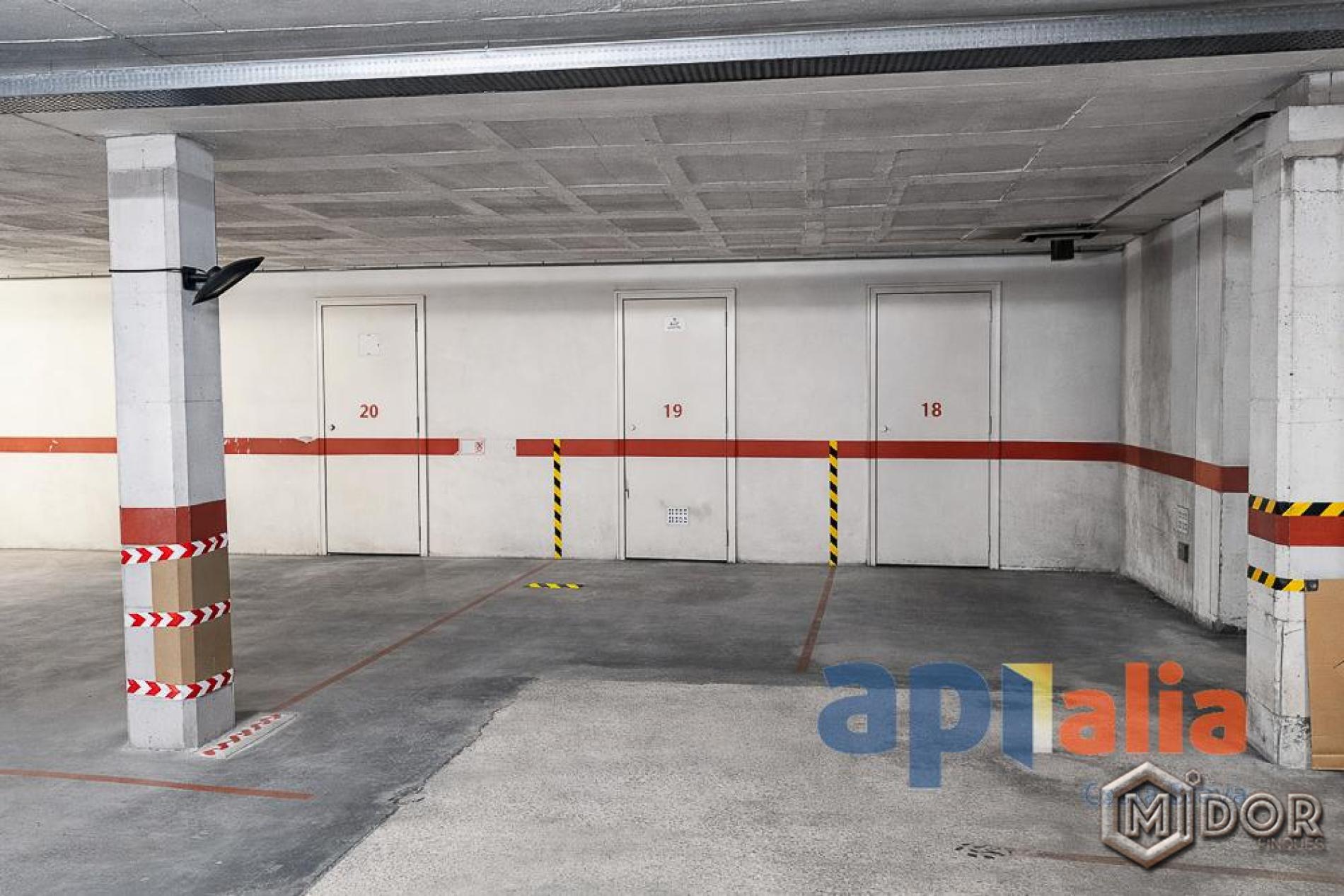 APARTAMENT A 1r LÍNIA DE MAR AMB TERRASSA
