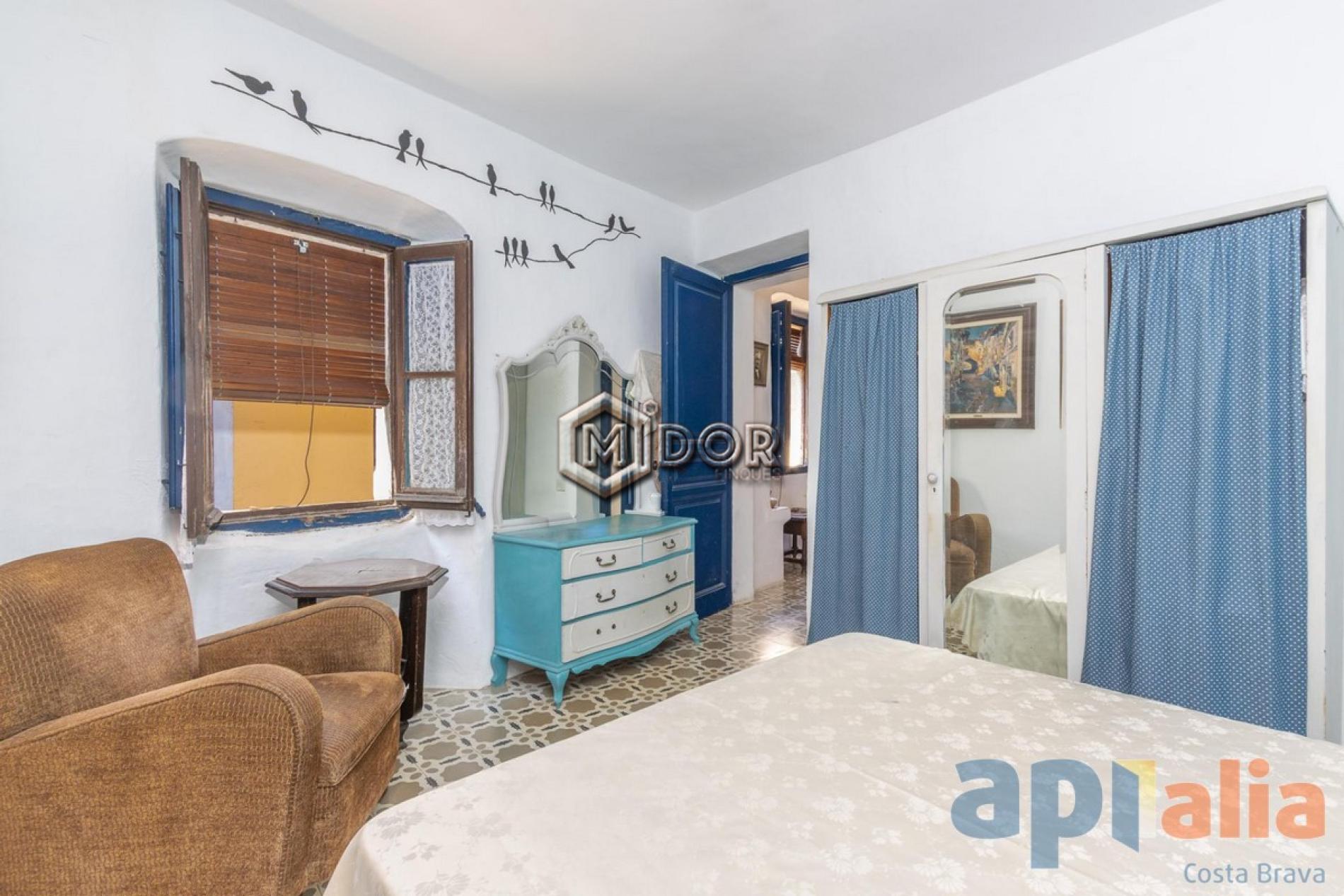 HISTORIC HOUSE IN THE HEART OF BEGUR