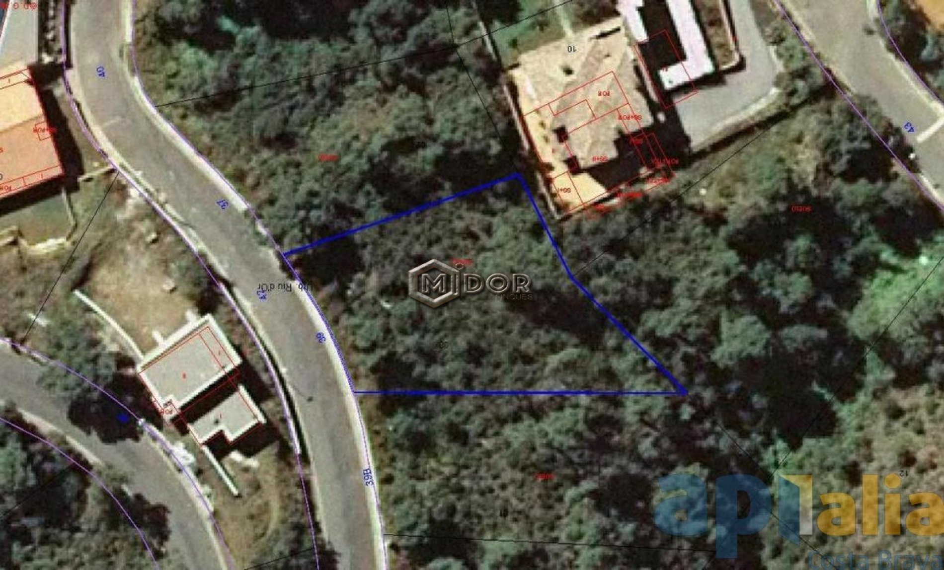 Parcel·la amb vistes a Les Gavarres