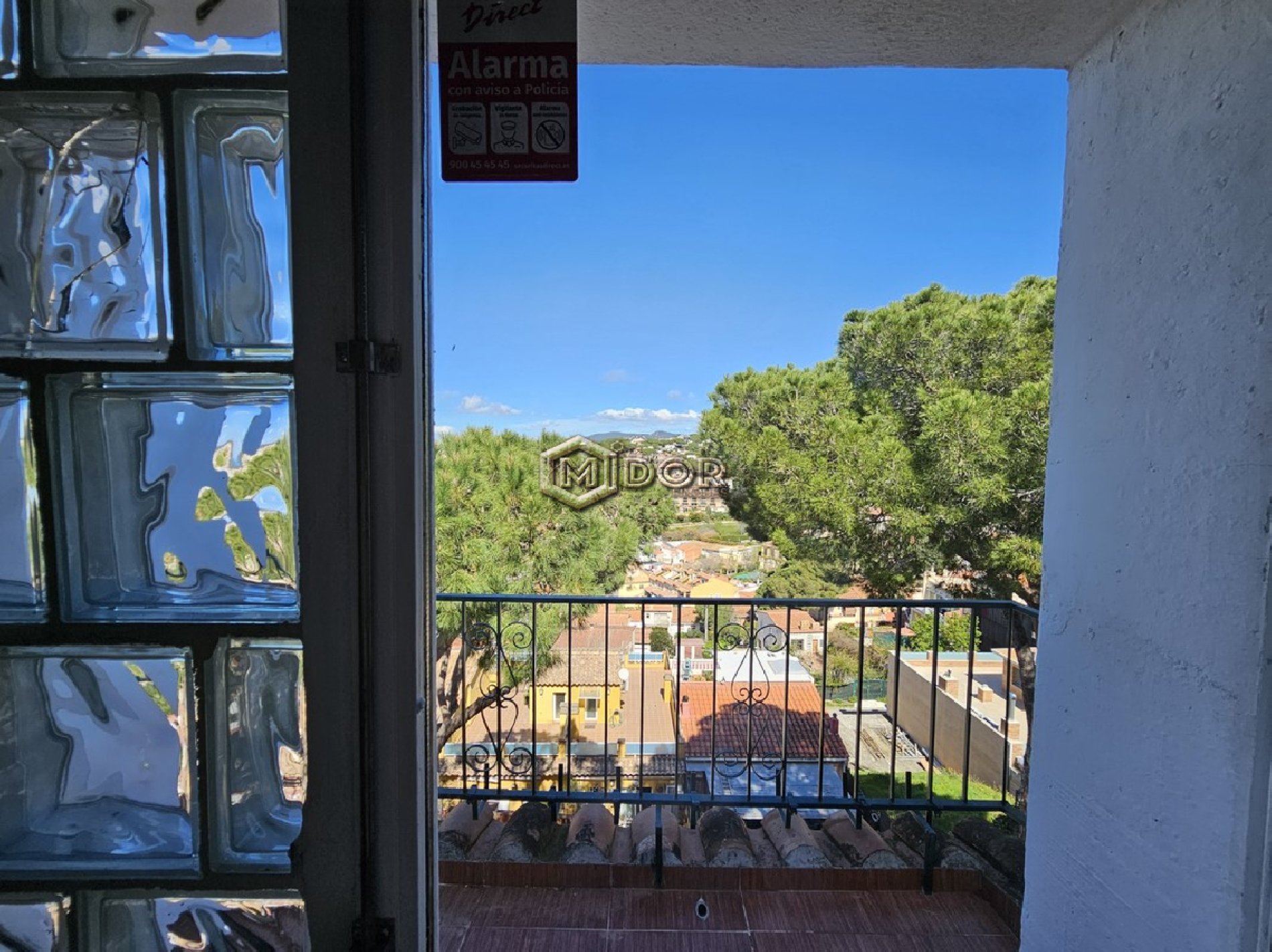 CASA ADOSSADA AMB VISTES A MAR (VOLTA AMETLLER)