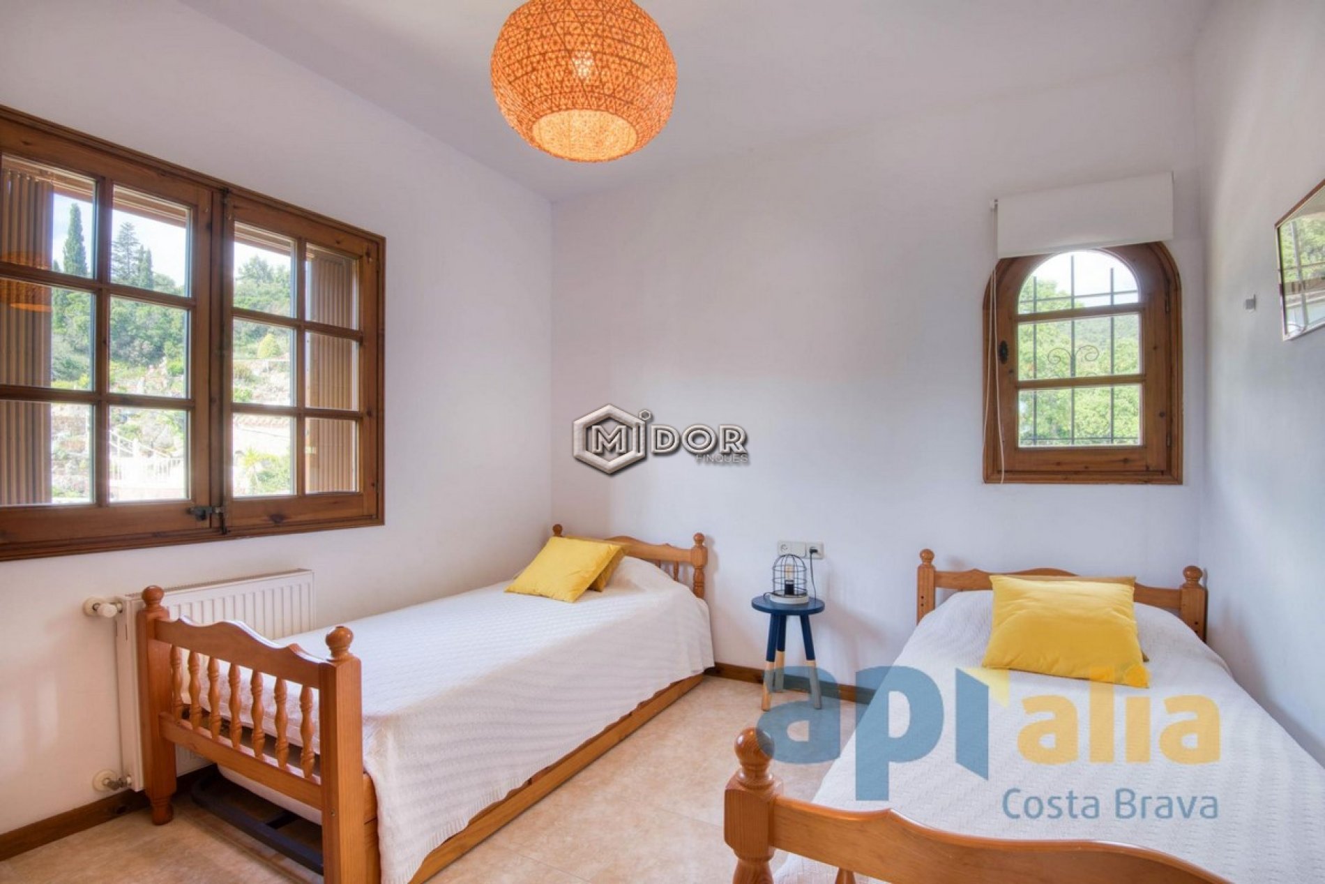 CASA EN VESCOMTAT DE CABANYES (CALONGE) - DISPOSA DE LLICÈNCIA TURÍSTICA