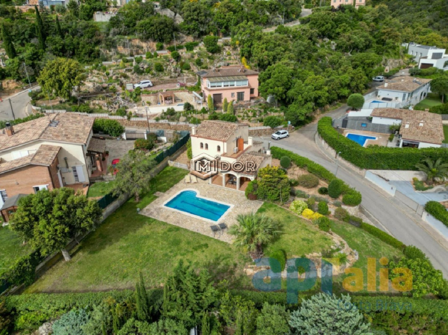 CASA EN VESCOMTAT DE CABANYES (CALONGE) - DISPOSA DE LLICÈNCIA TURÍSTICA
