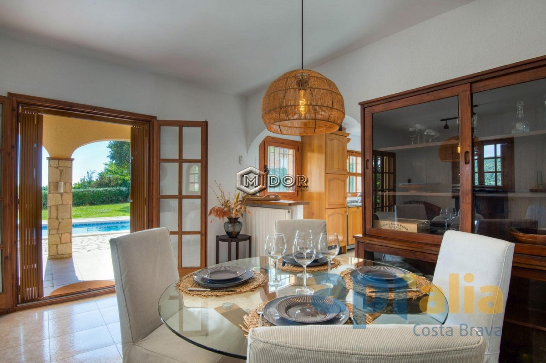CASA EN VESCOMTAT DE CABANYES (CALONGE) - DISPOSA DE LLICÈNCIA TURÍSTICA