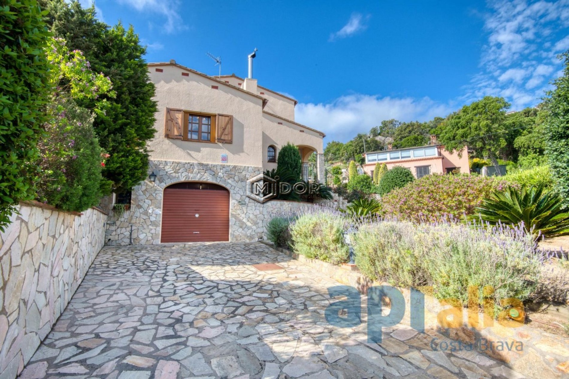 CASA EN VESCOMTAT DE CABANYES (CALONGE) - DISPOSA DE LLICÈNCIA TURÍSTICA