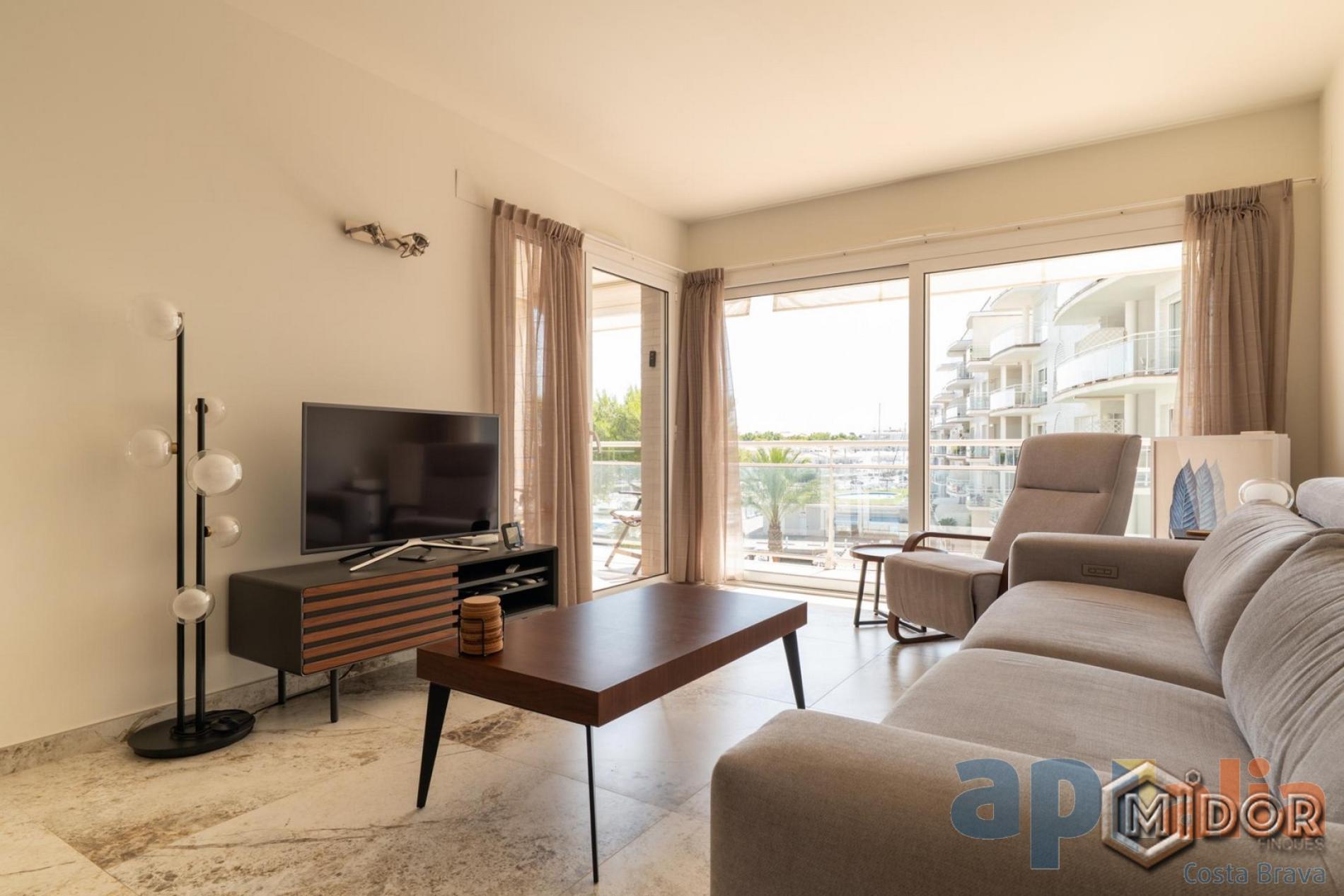 APARTAMENT A ZONA MARINA PORT D'ARO (PLATJA D'ARO)