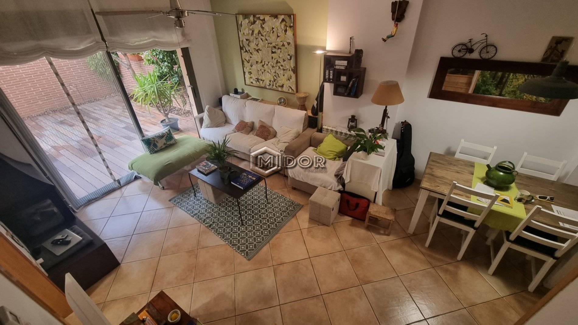 CASA ADOSSADA AMB PATI I GARATGE A 2 MINUTS DE LA PLATJA