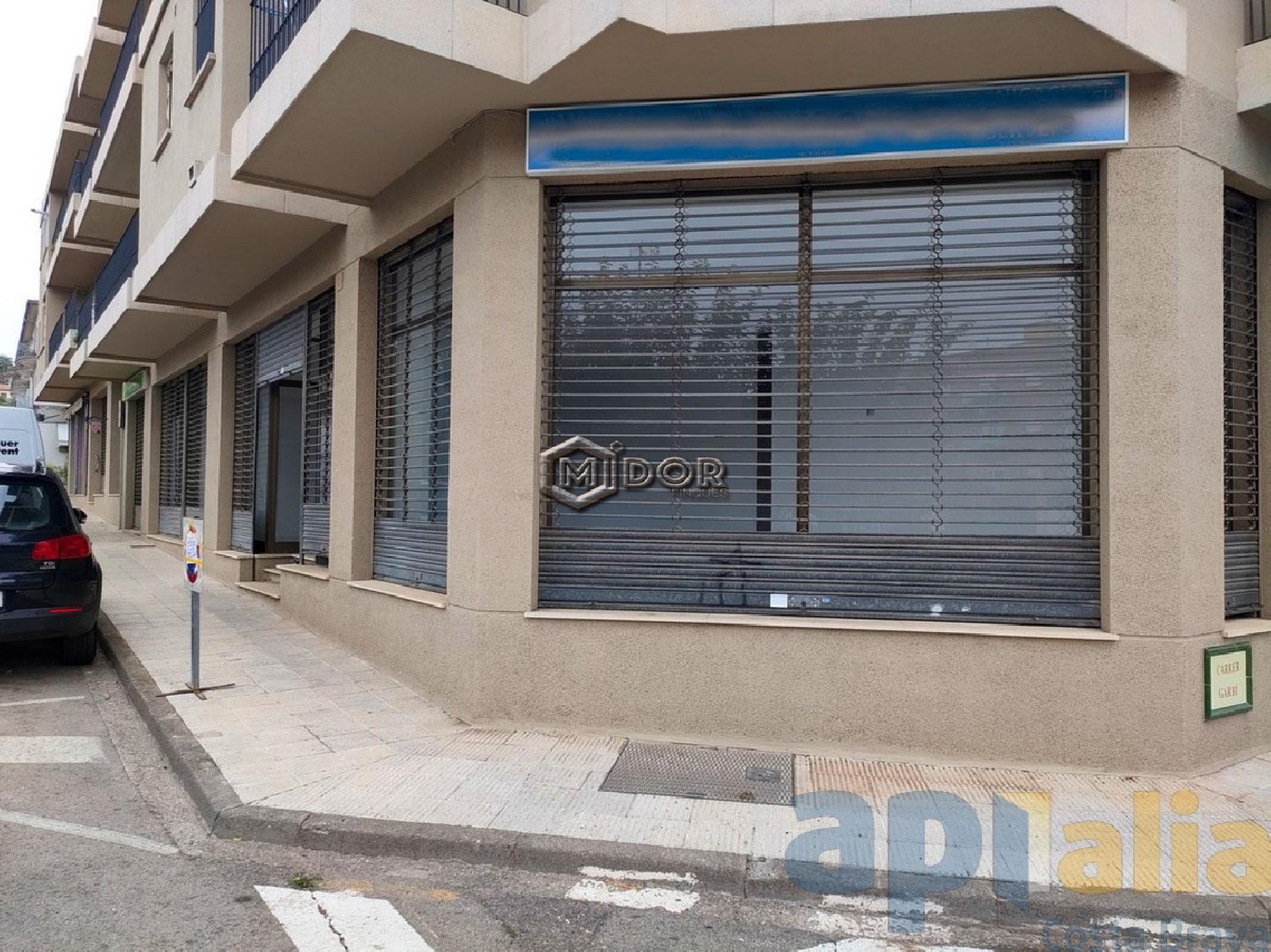 LOCAL COMERCIAL EN VENDA