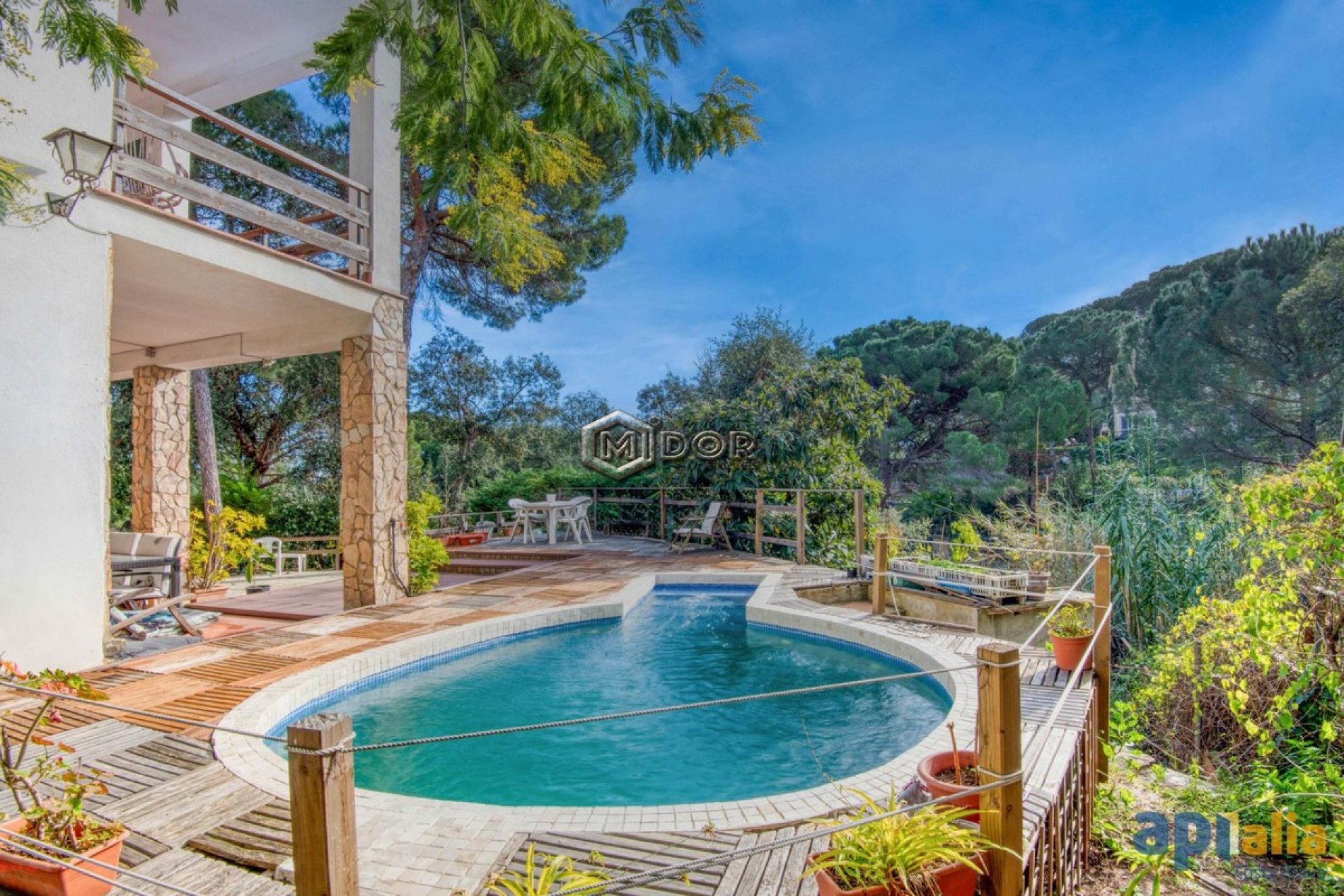 CASA AMB PISCINA EN URB. CASA NOVA (ST. FELIU DE GUIXOLS)