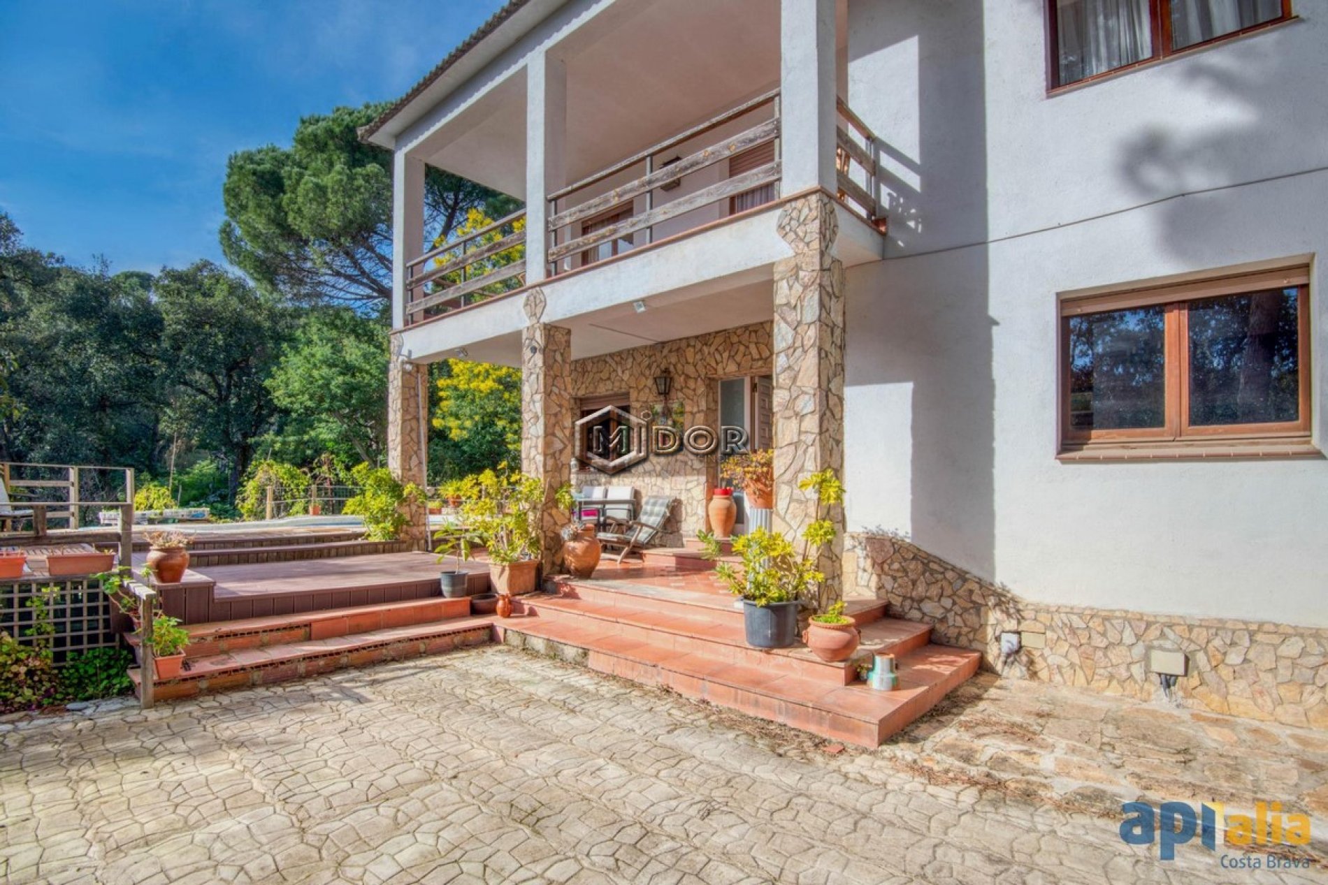CASA AMB PISCINA EN URB. CASA NOVA (ST. FELIU DE GUIXOLS)