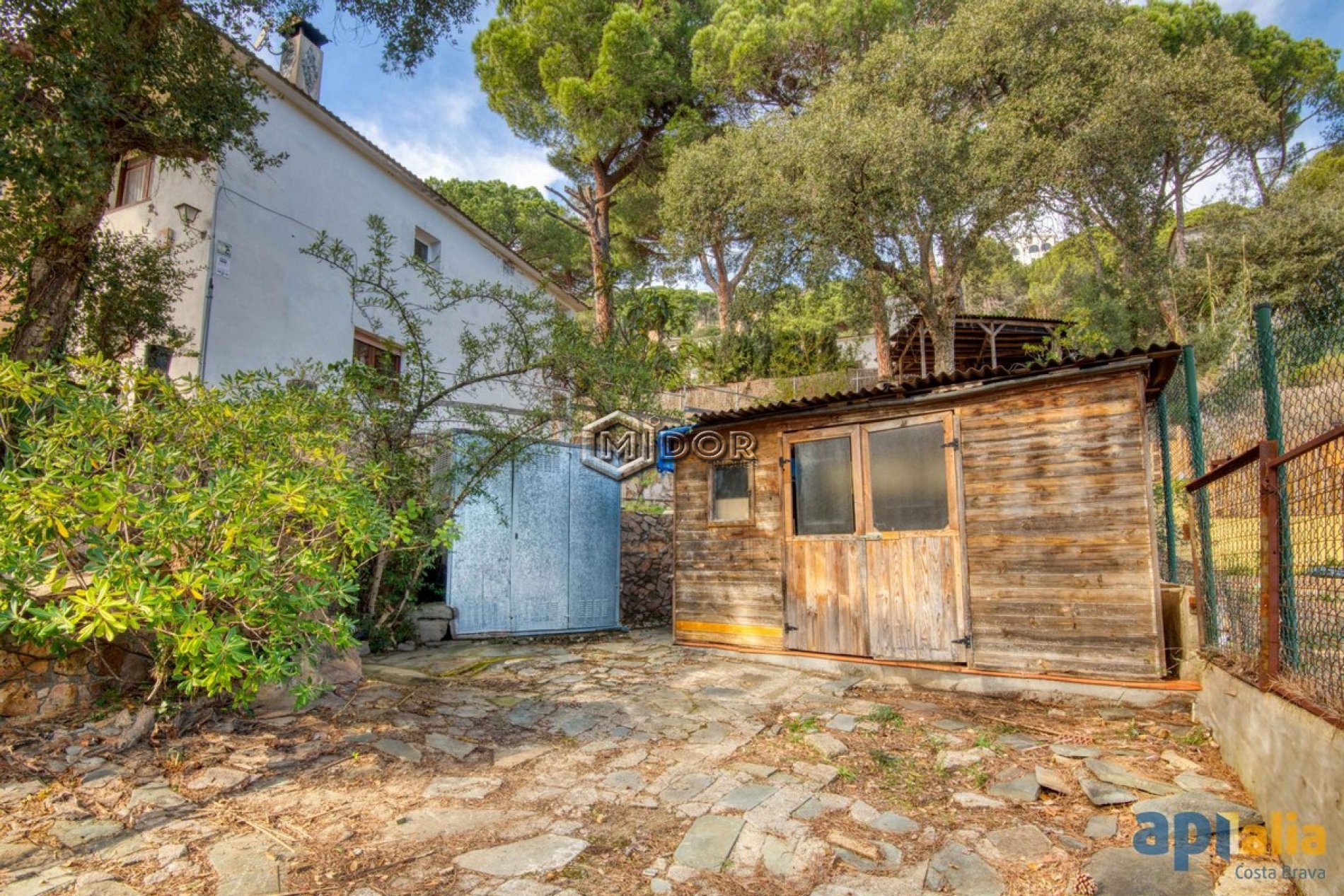 CASA AMB PISCINA EN URB. CASA NOVA (ST. FELIU DE GUIXOLS)