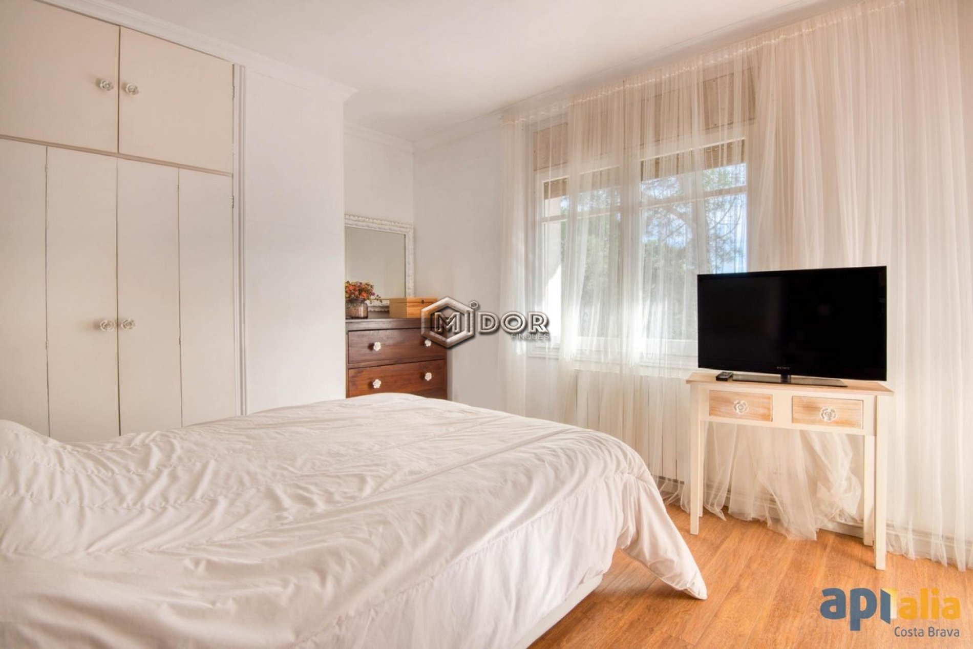 CASA AMB PISCINA EN URB. CASA NOVA (ST. FELIU DE GUIXOLS)