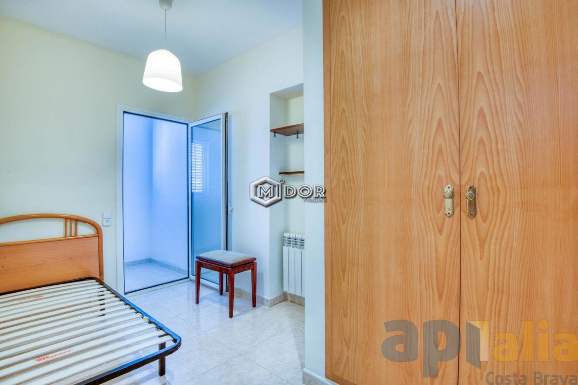 CASA CENTRICA AMB JARDI I GARATGE