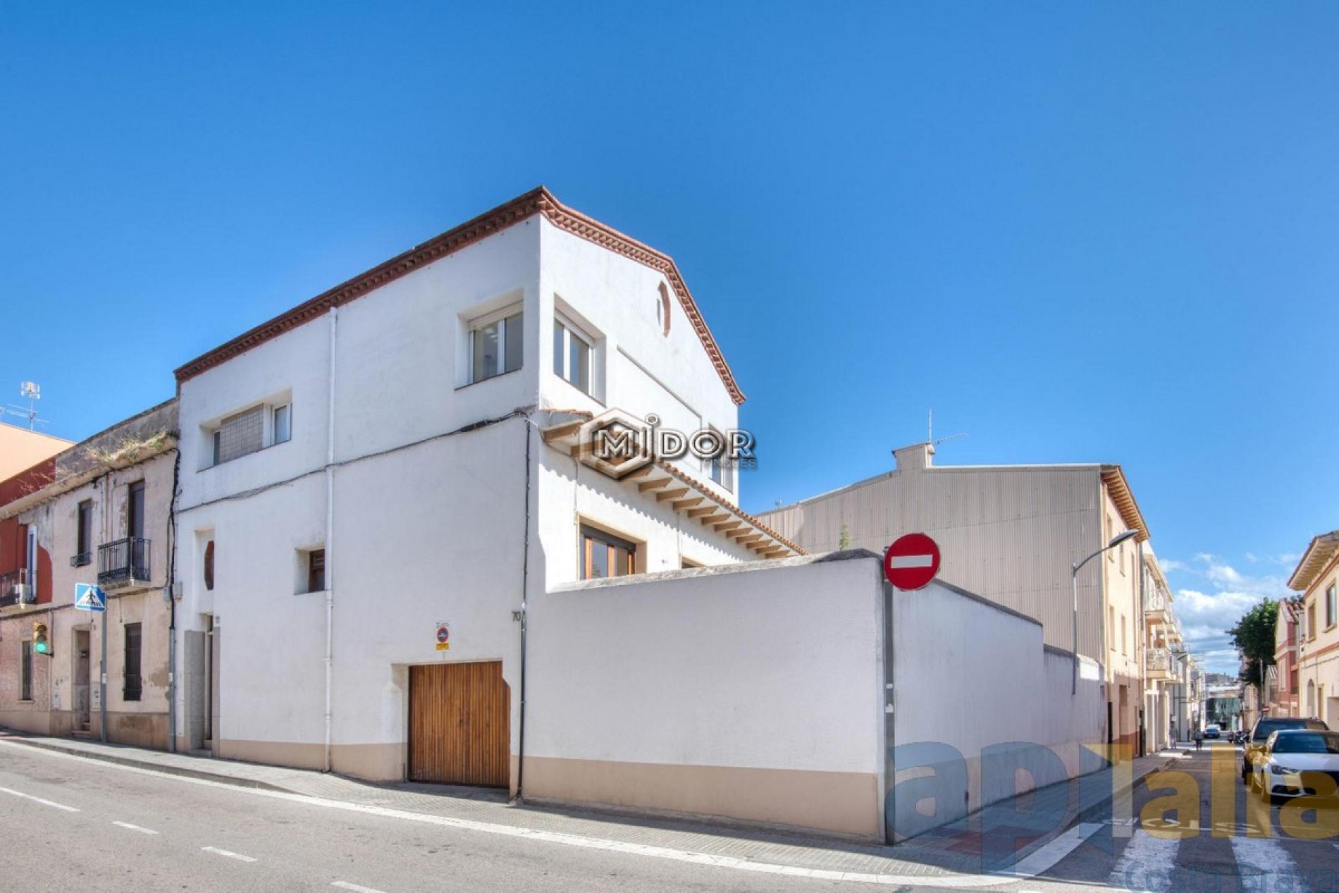 CASA CENTRICA AMB JARDI I GARATGE