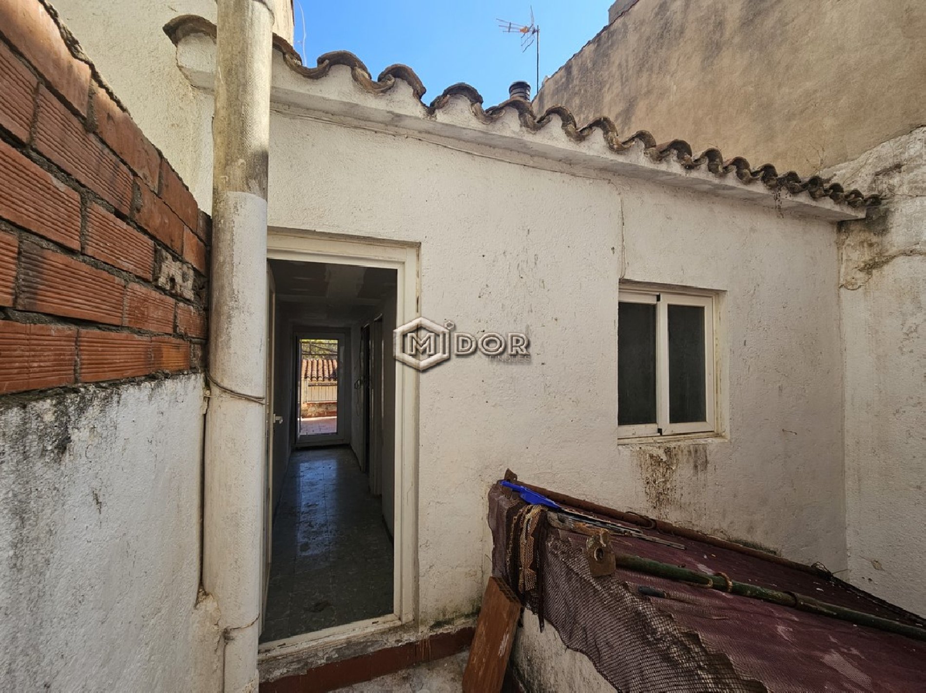 CASA DE POBLE A REFORMAR