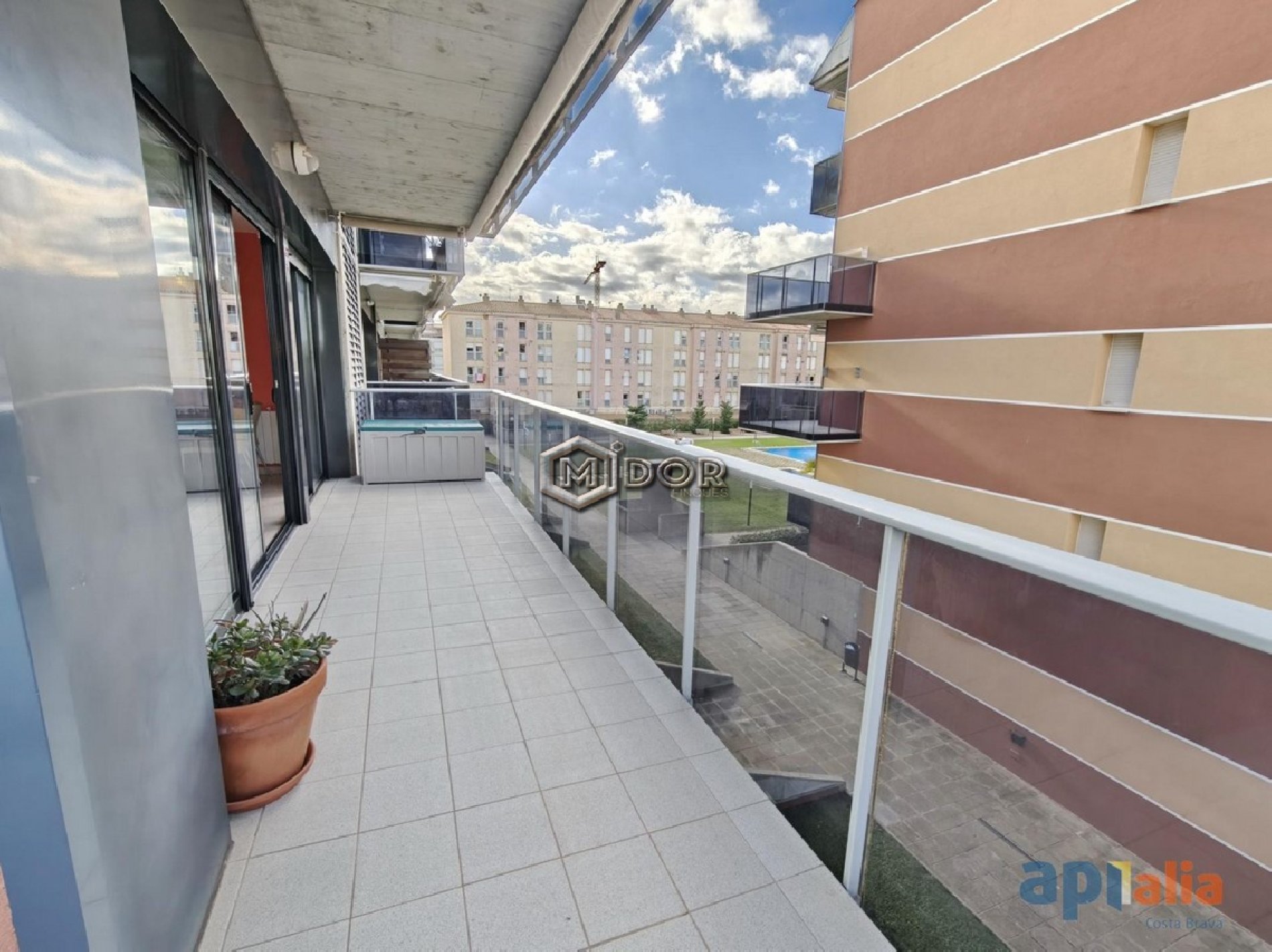 APARTAMENT AMB PISCINA COMUNITÀRIA I PARKING A ST. ANTONI DE CALONGE