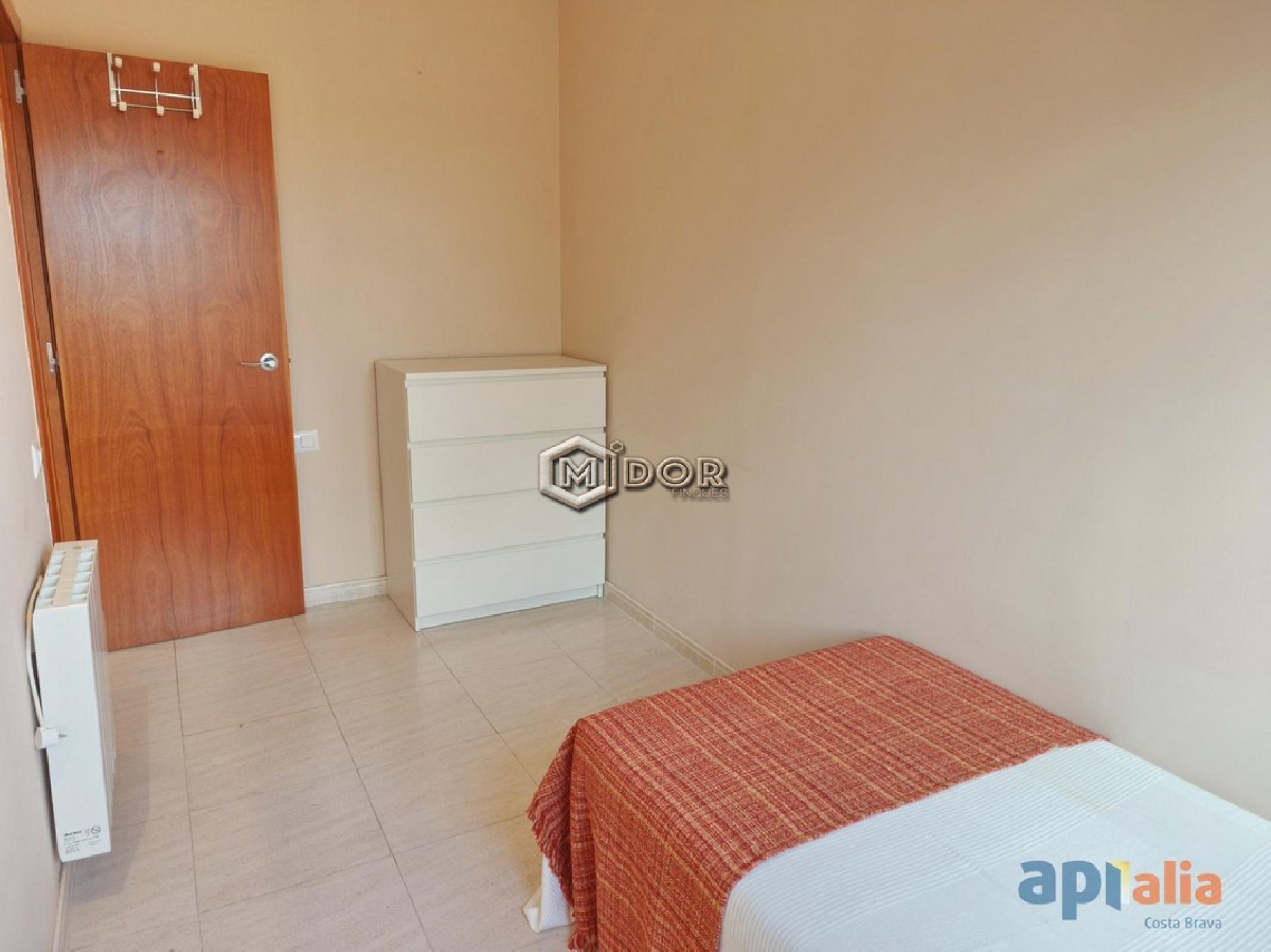 APARTAMENT AMB PISCINA COMUNITÀRIA I PARKING A ST. ANTONI DE CALONGE