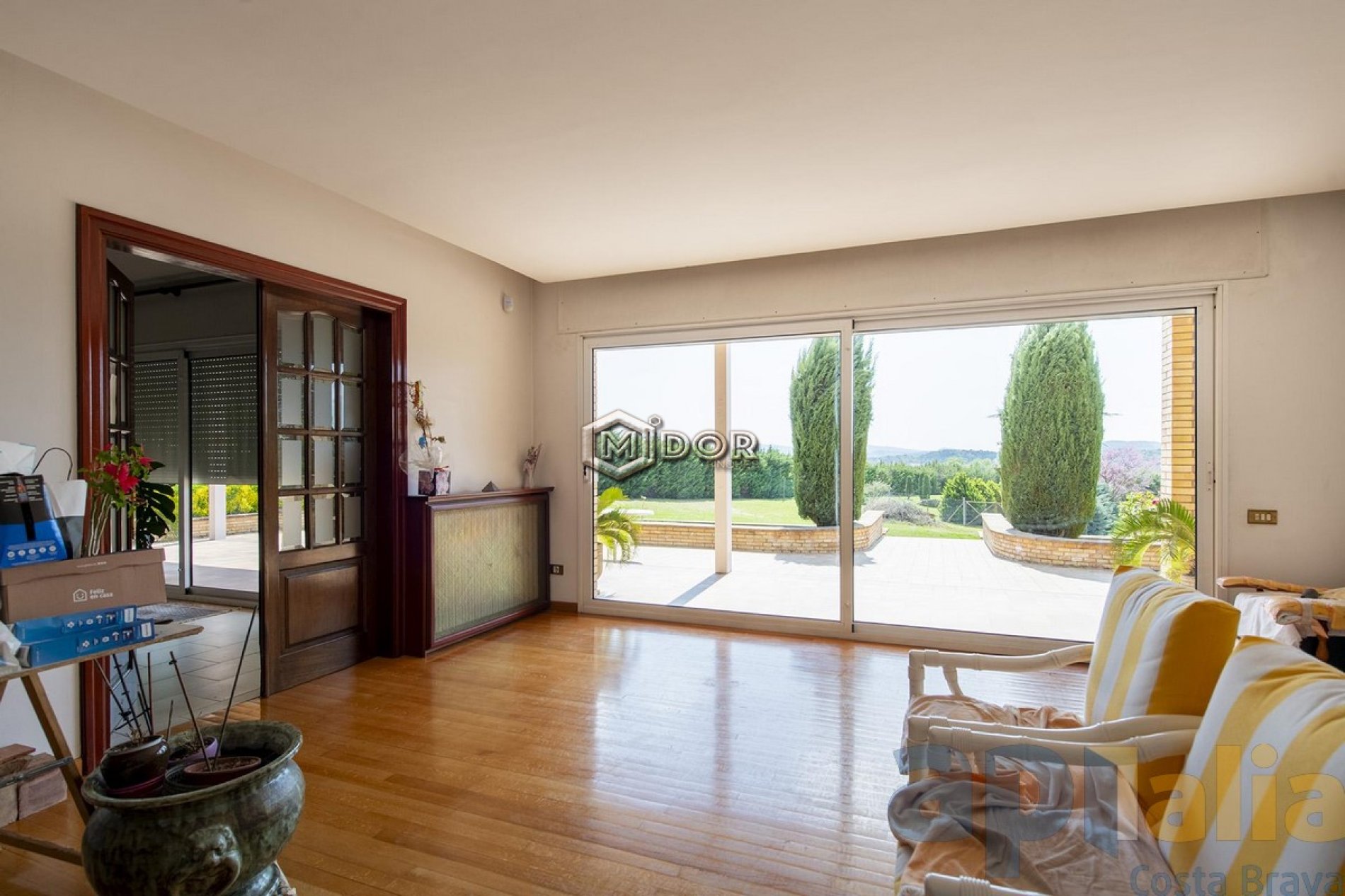 FANTÀSTICA FINCA A CORNELLA DE TERRI