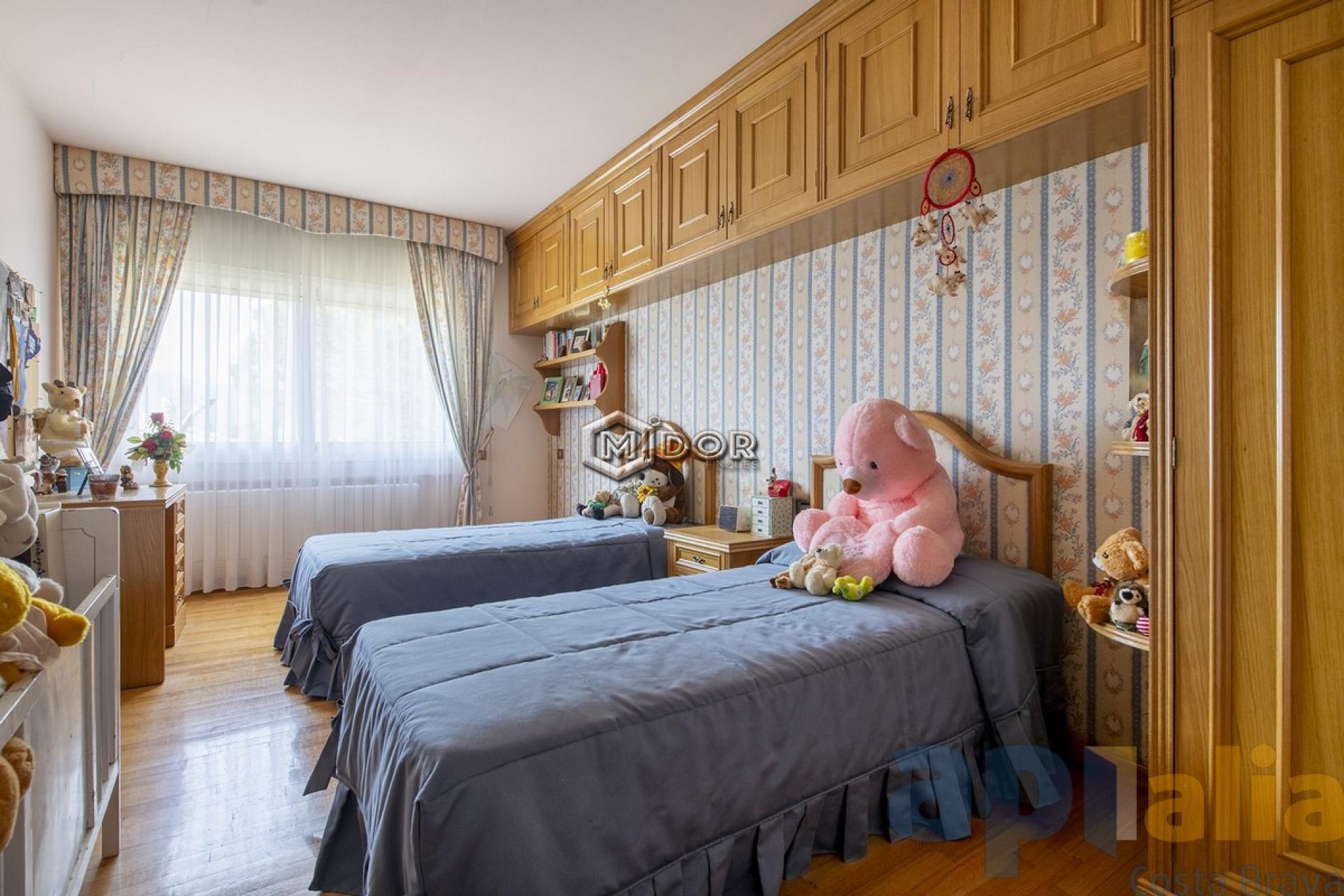 FANTÀSTICA FINCA A CORNELLA DE TERRI