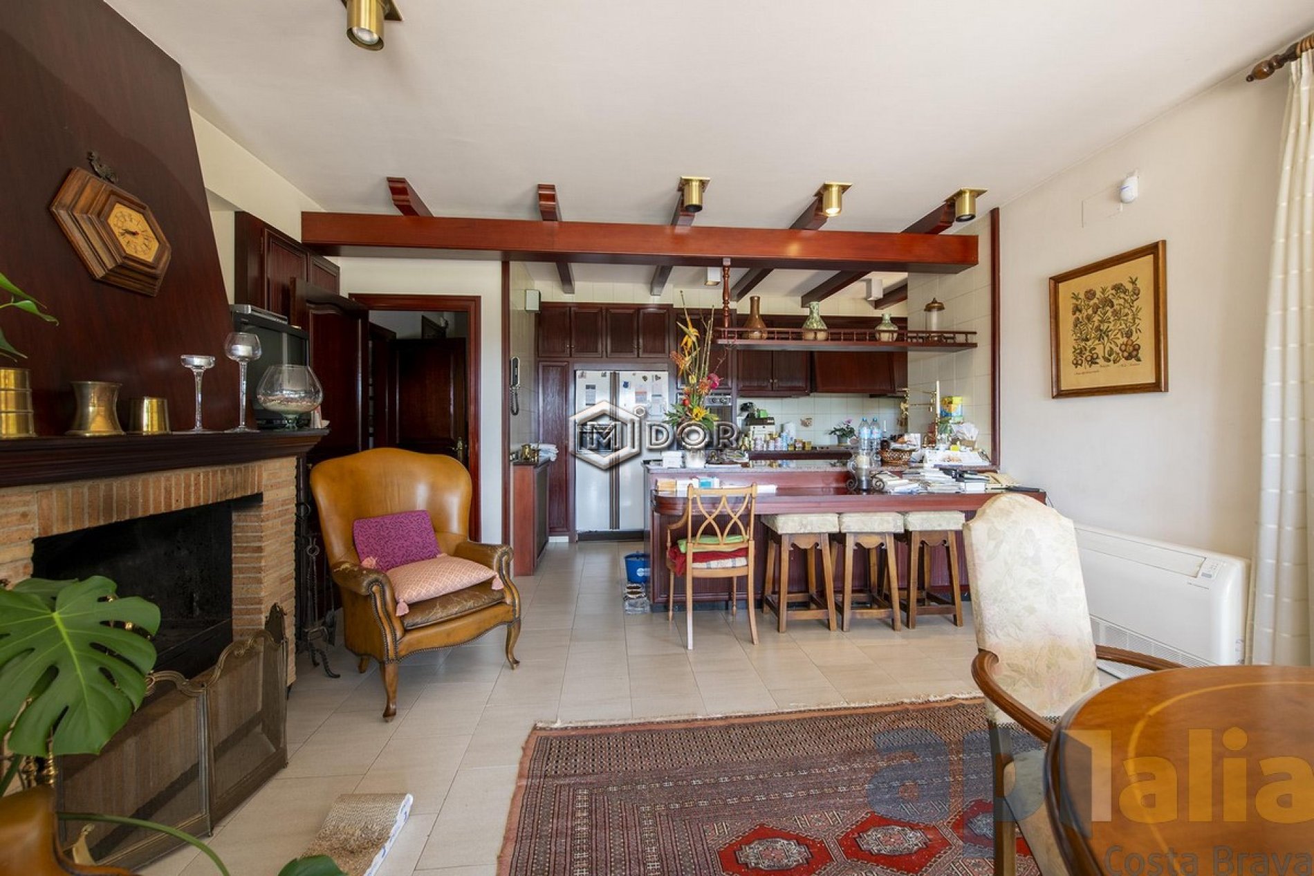 FANTÀSTICA FINCA A CORNELLA DE TERRI