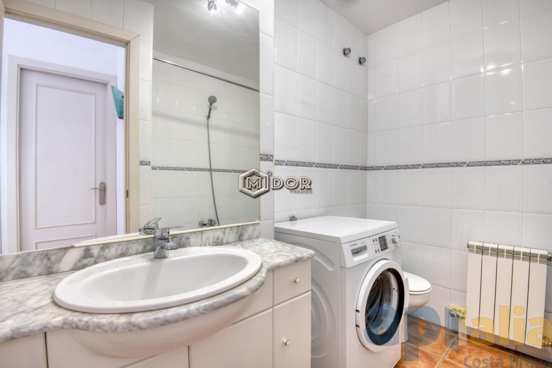 CASA ADOSSADA AMB VISTES A MAR I PISCINA (LLICÈNCIA TURÍSTICA)