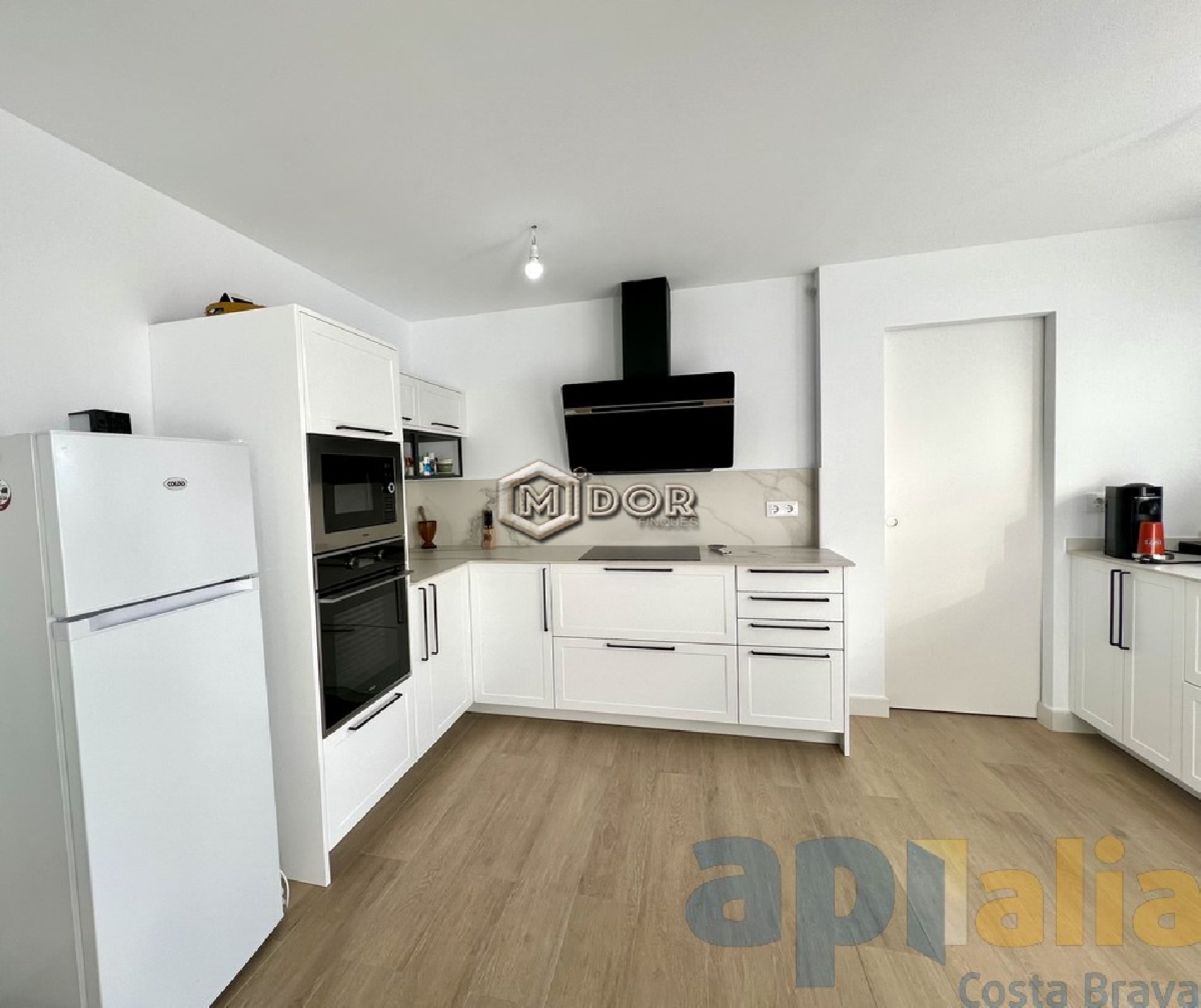 CASA EN PLANTA BAIXA REFORMADA AMB TERRASSA