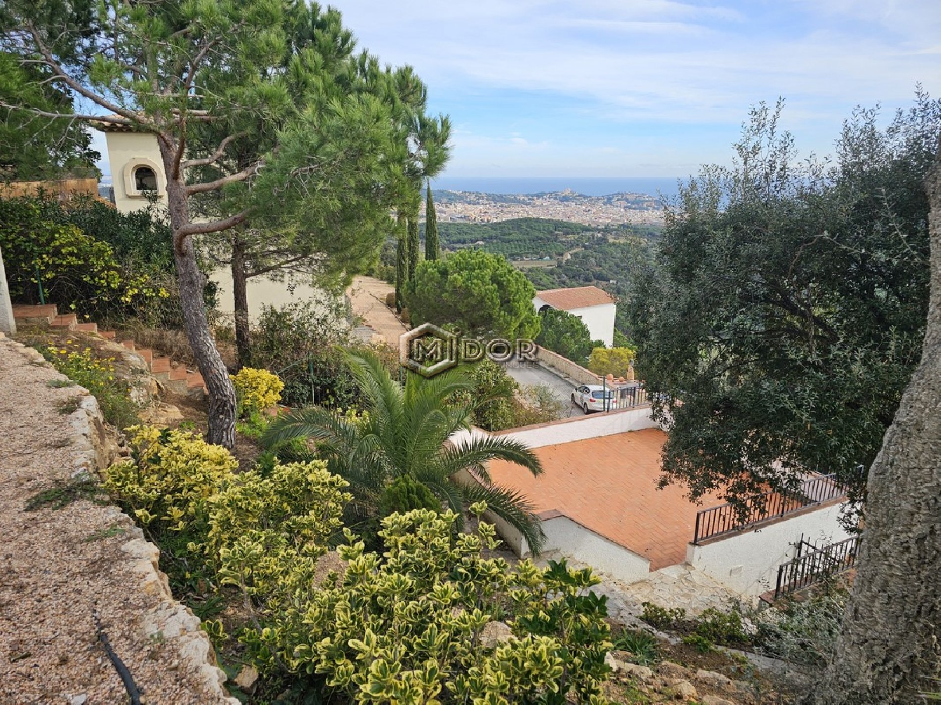 CASA AMB VISTES A MAR I MUNTANYA (LLICÈNCIA TURÍSTICA)