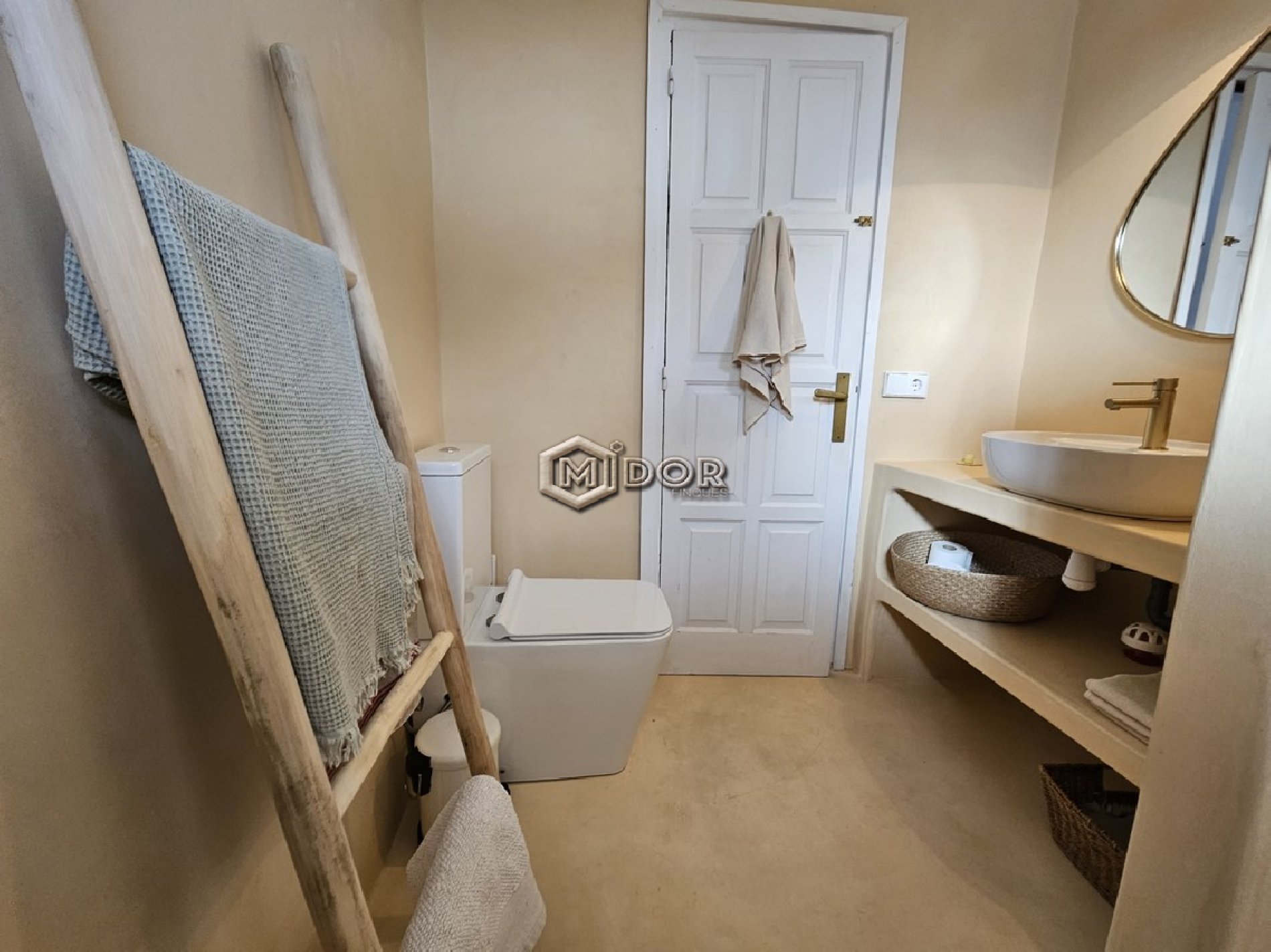 CASA AMB VISTES A MAR I MUNTANYA (LLICÈNCIA TURÍSTICA)