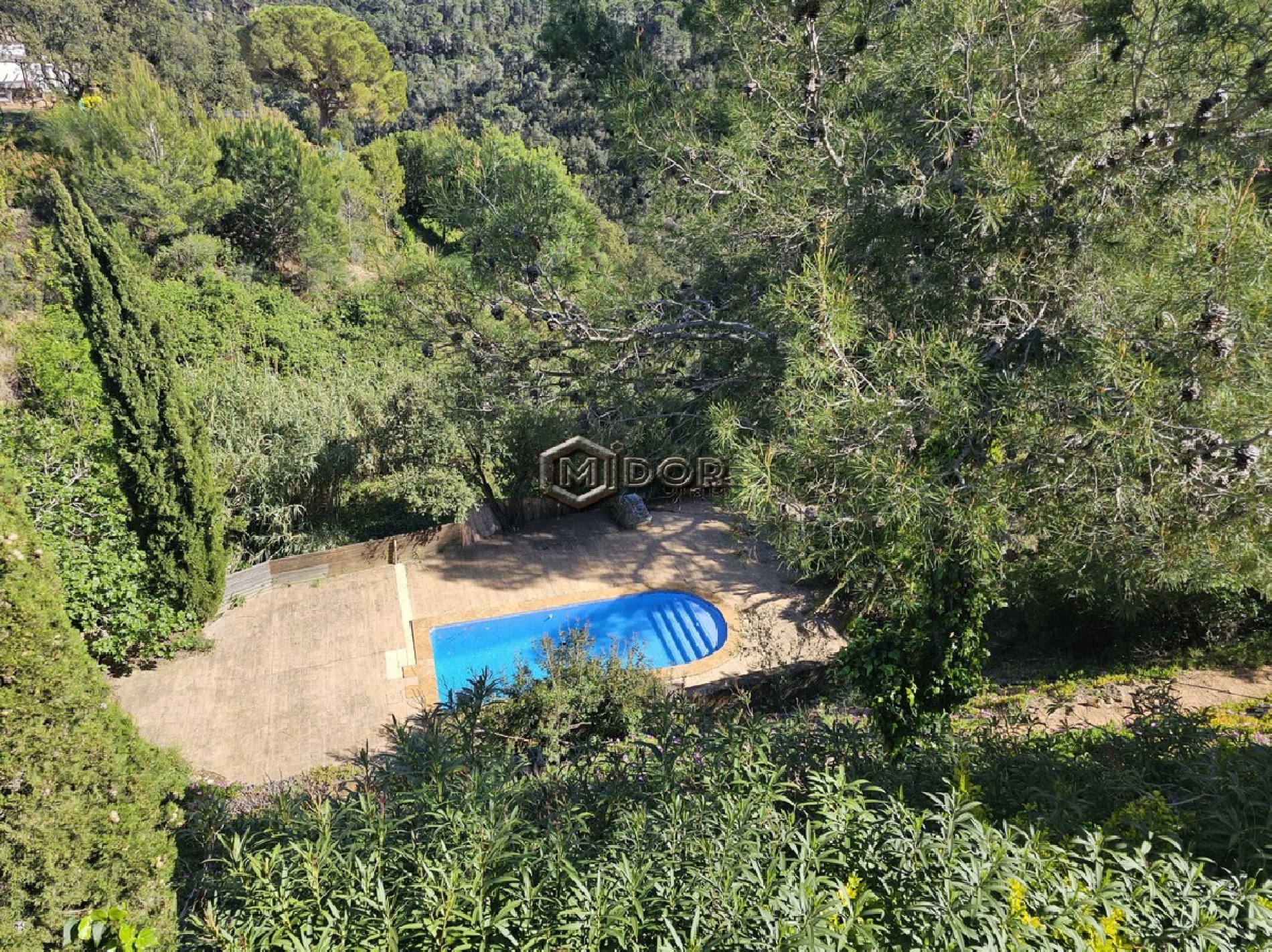CASA AMB PISCINA I VISTES A LA MUNTANYA