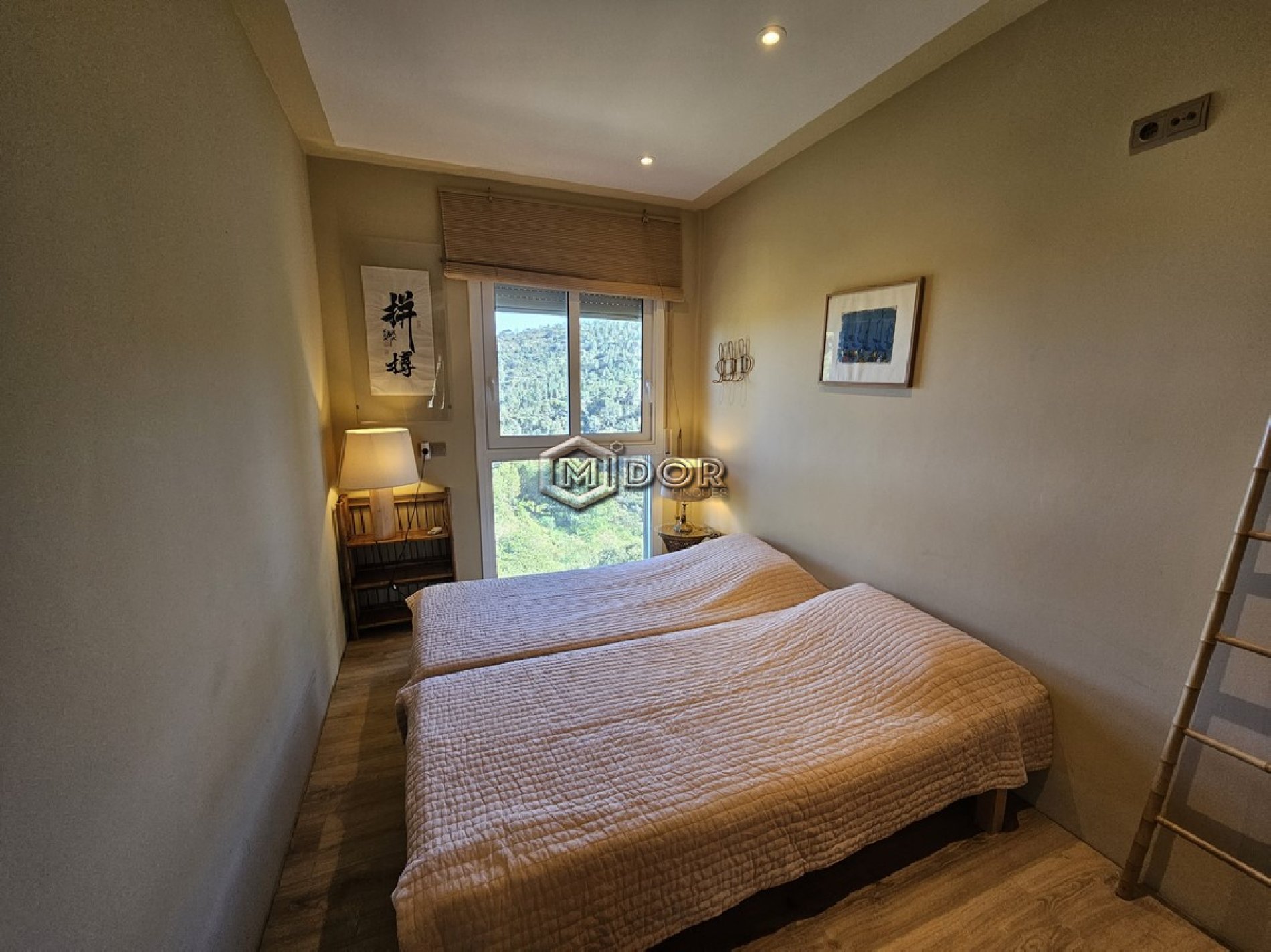 CASA AMB PISCINA I VISTES A LA MUNTANYA