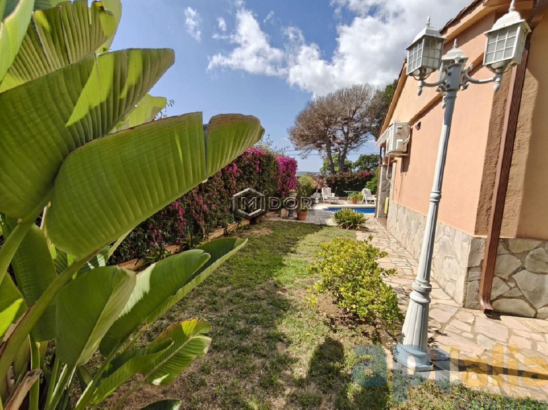CASA AMB PISCINA A MAS PERE (CALONGE)