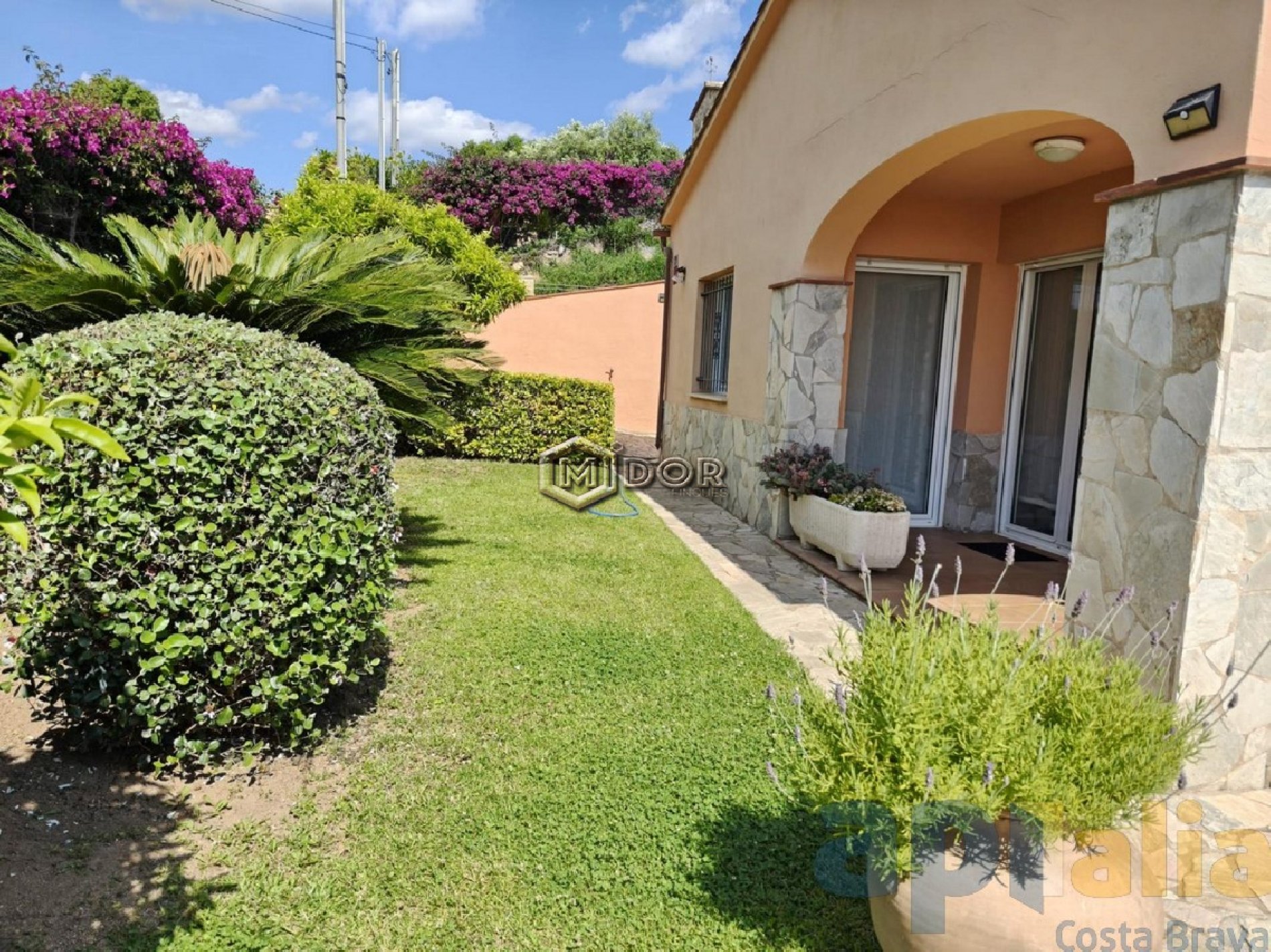 CASA AMB PISCINA A MAS PERE (CALONGE)