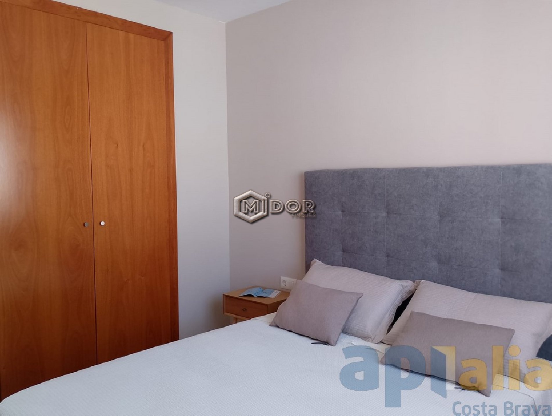 APARTAMENT AMB TERRASSA PÀRQUING I PISCINA COMUNITÀRIA