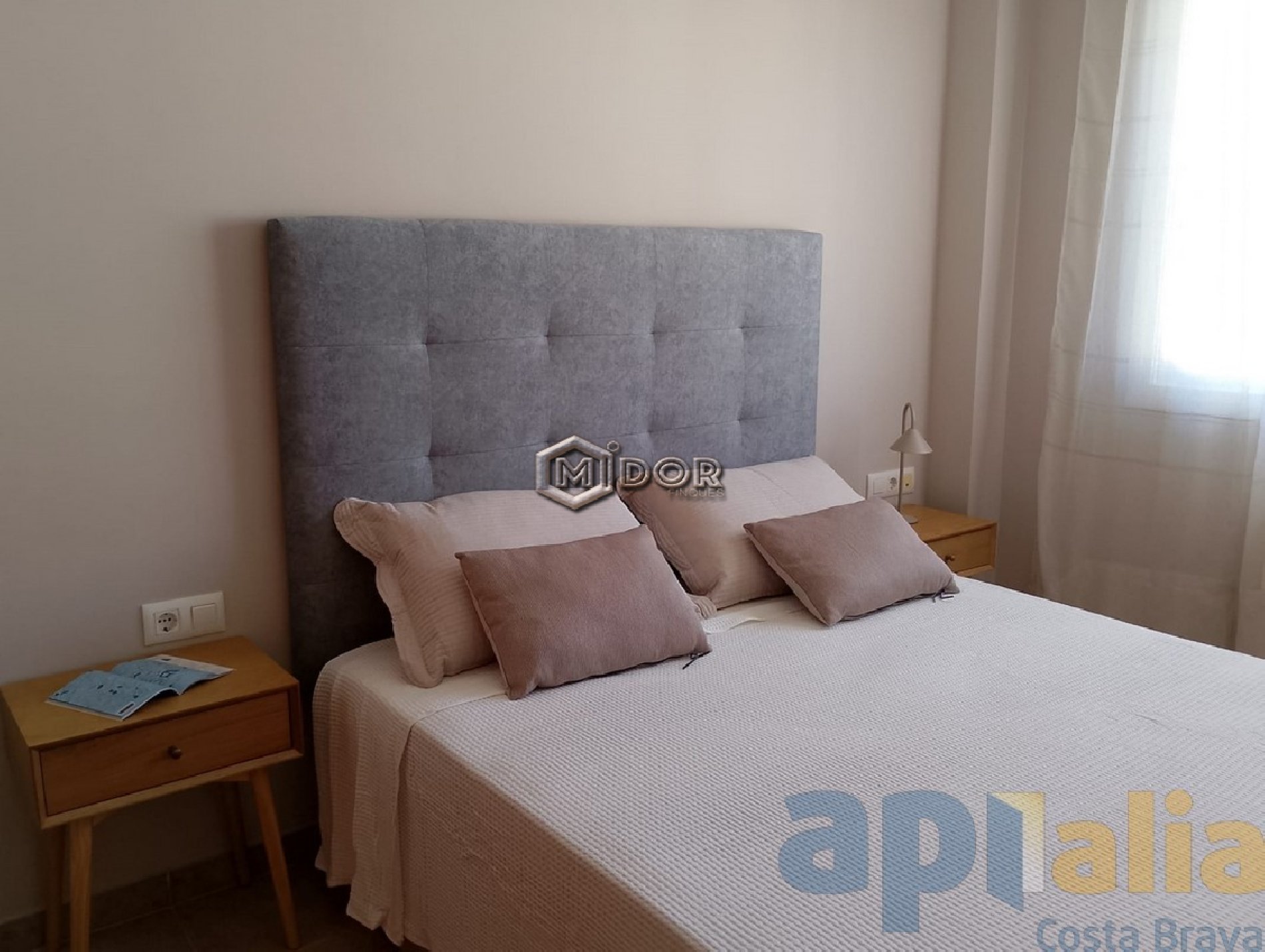 APARTAMENT AMB TERRASSA PÀRQUING I PISCINA COMUNITÀRIA
