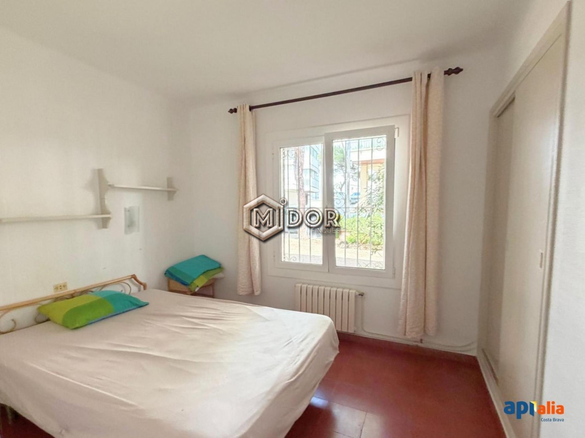 HOUSE WITH PRIVATE GARDEN AND 2 INDEPENDENT HOMES, SECOND LINE FROM THE SEA IN PLATJA D’ARO