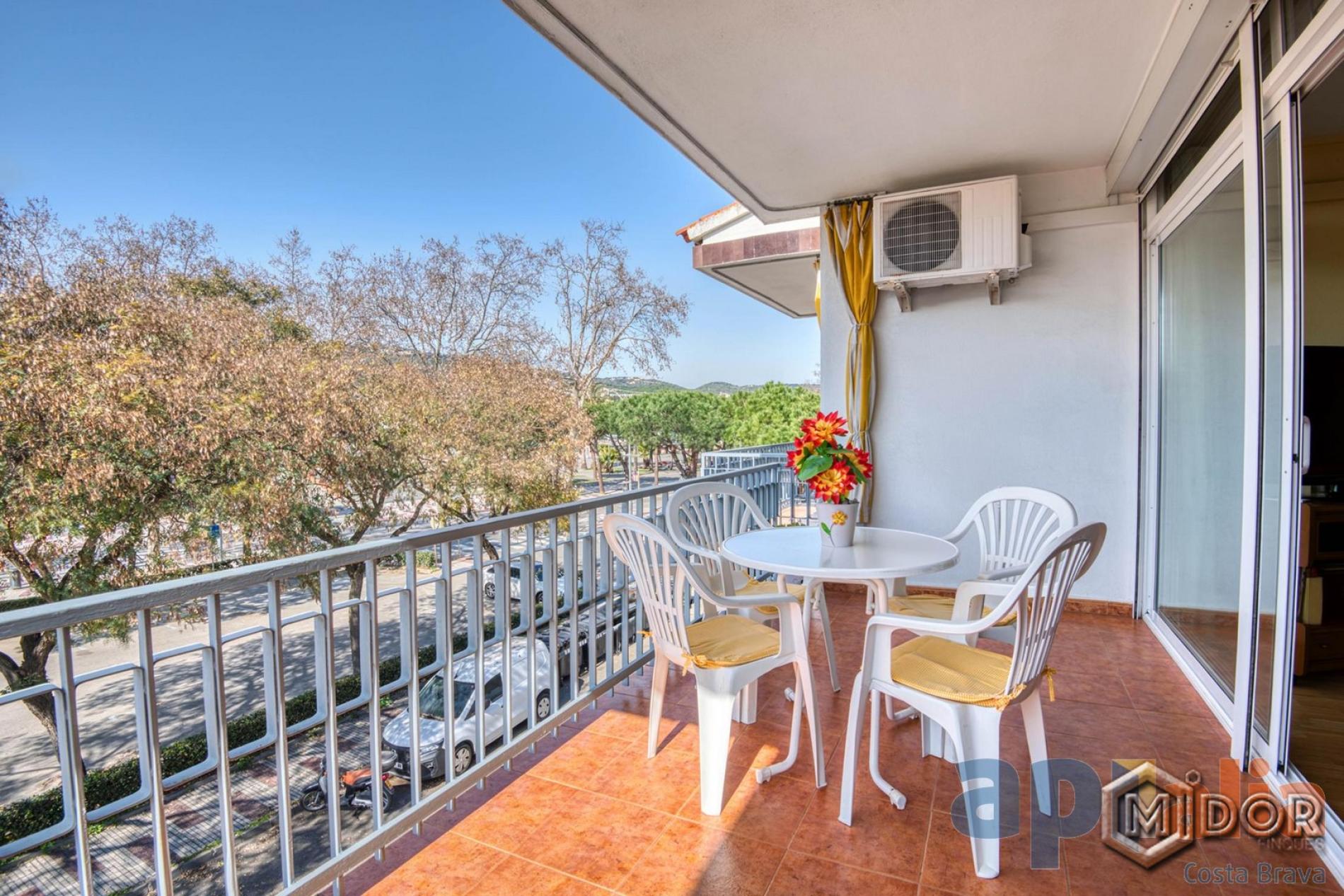 PENTHOUSE IN PLATJA D'ARO (CENTRAL AREA)