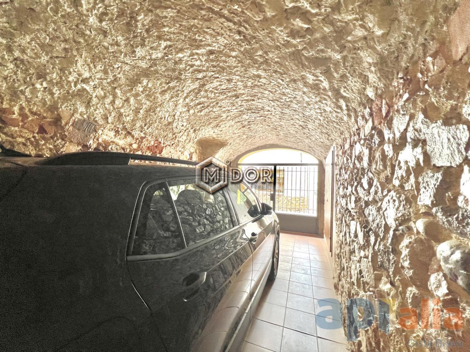 HOUSE IN THE PEDRO DE PALAMOS AREA, 5 MINUTES FROM THE BEACH