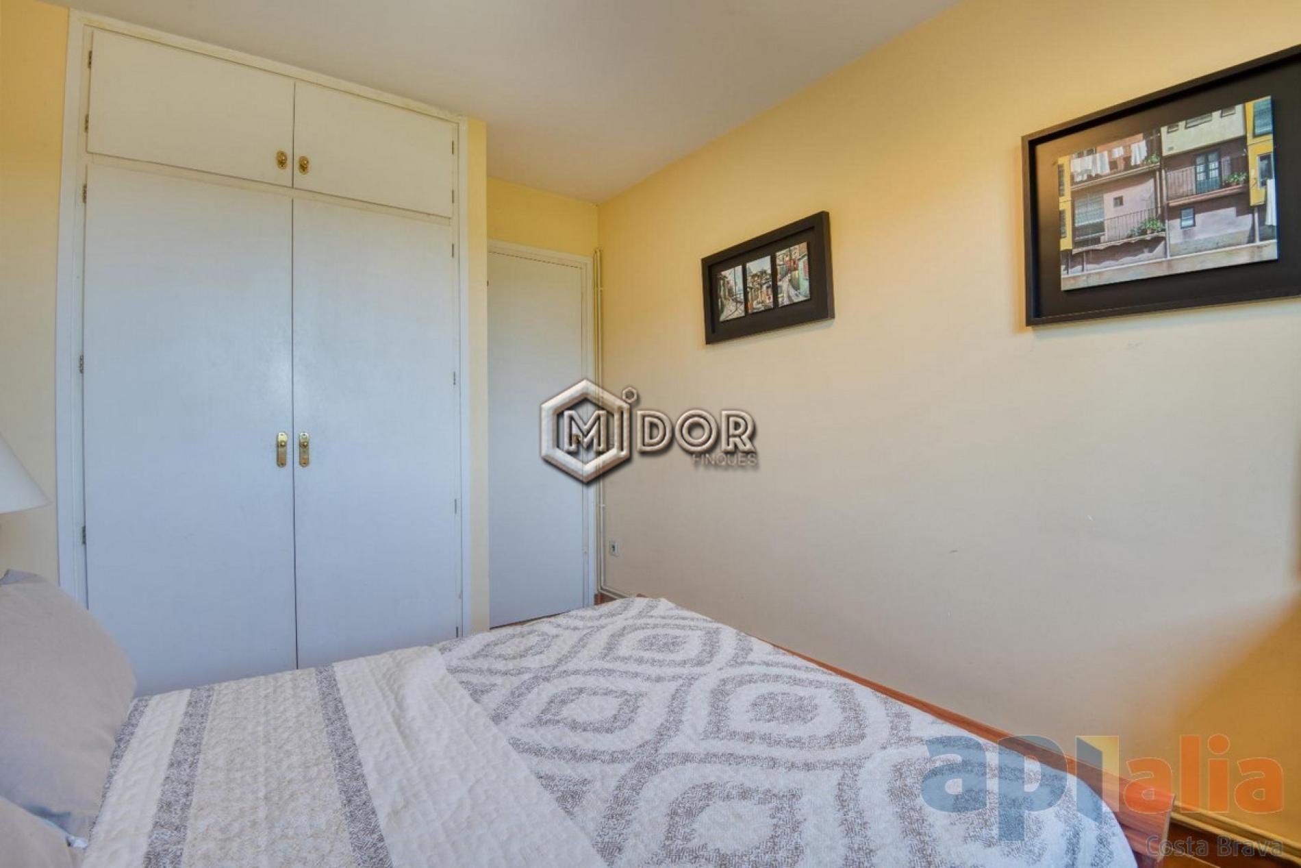 TOWNHOUSE WITH PRIVATE GARDEN IN S’AGARÓ