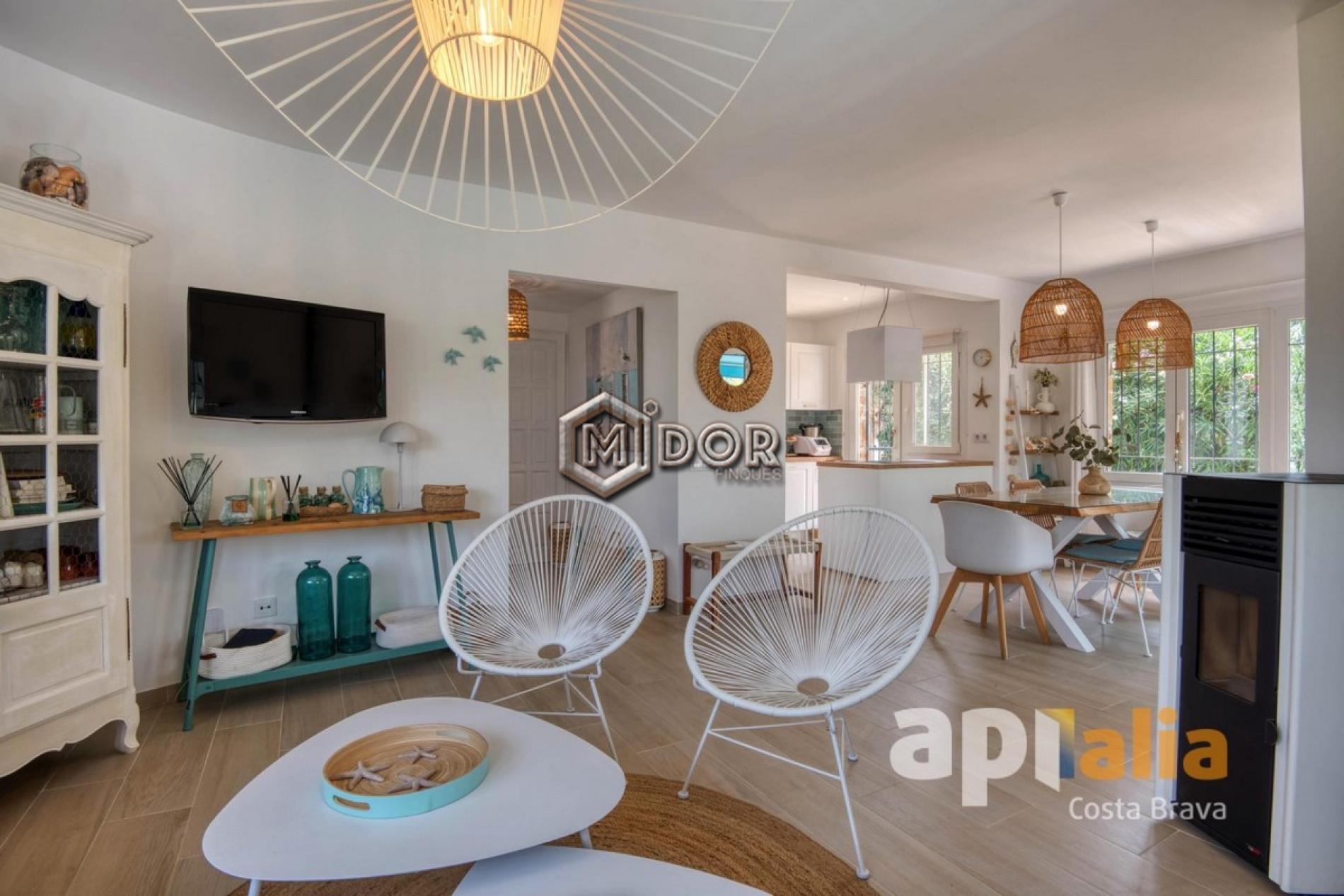 CASA REFORMADA AMB PISCINA I LLICÈNCIA TURÍSTICA