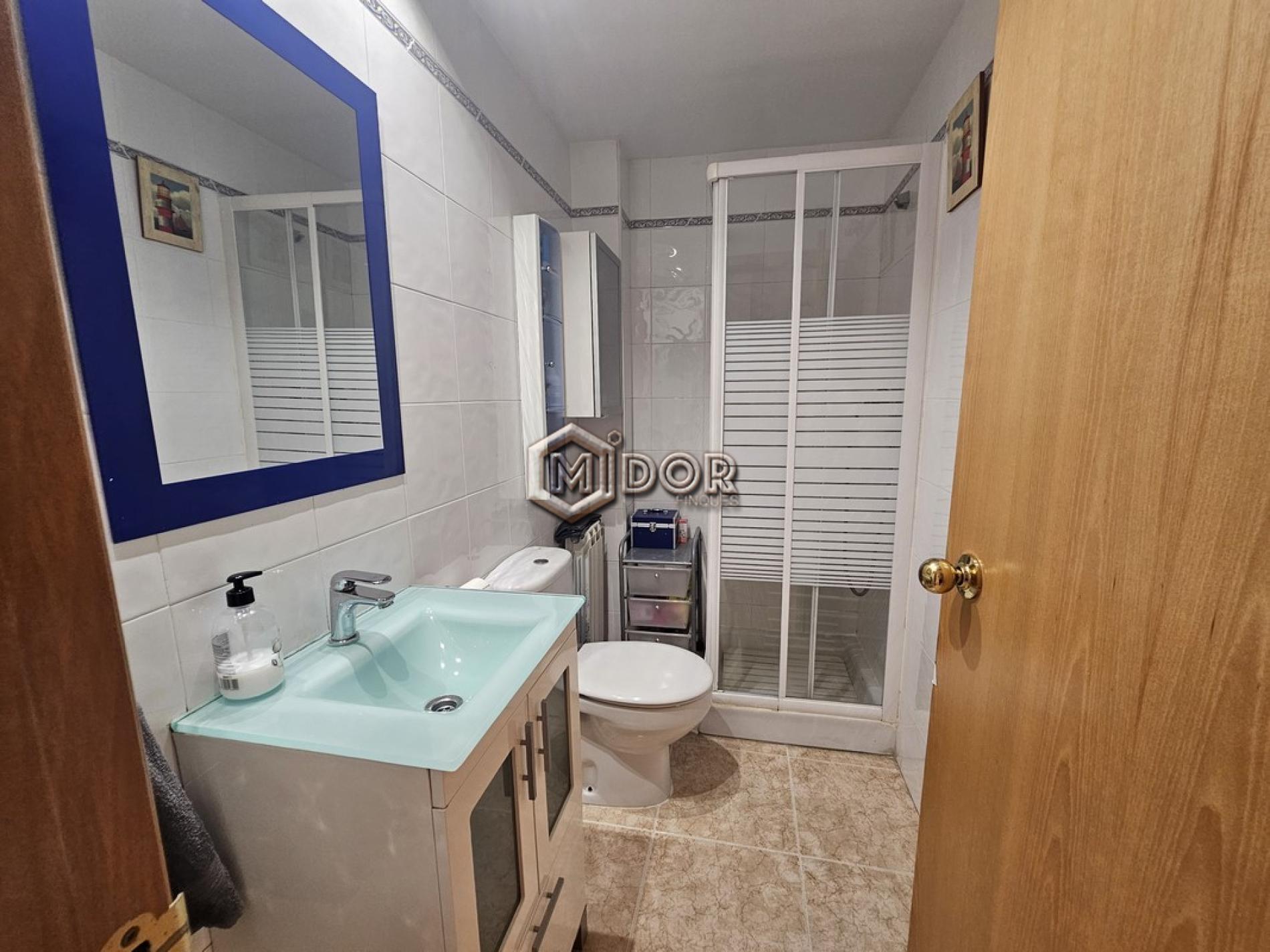 AMPLI I LLUMINÓS APARTAMENT A SANT FELIU DE GUÍXOLS (ZONA ESCLAT)