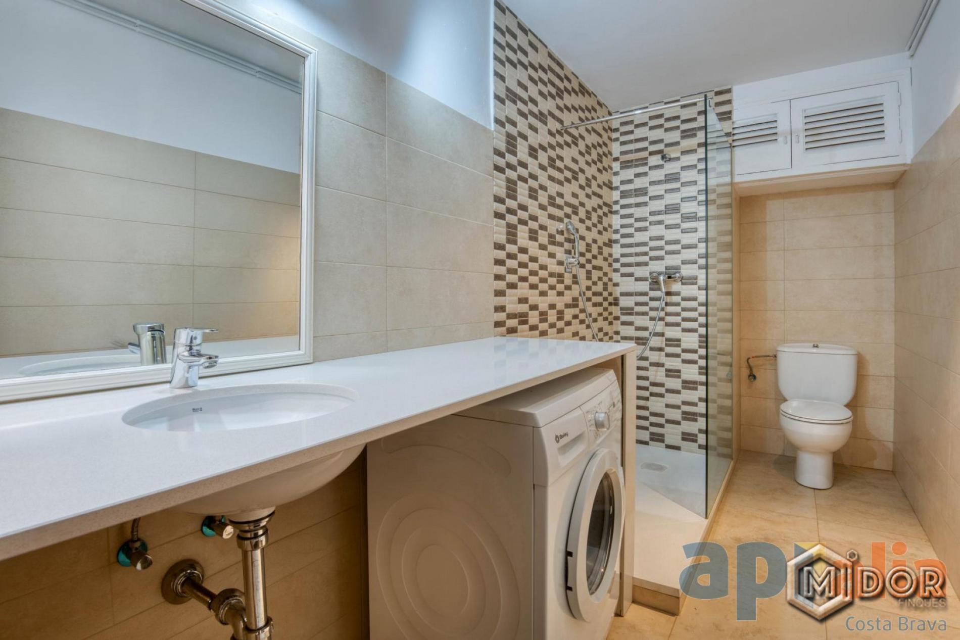 APARTAMENT AMB LLICÈNCIA TURÍSTICA A 50m DE LA PLATJA