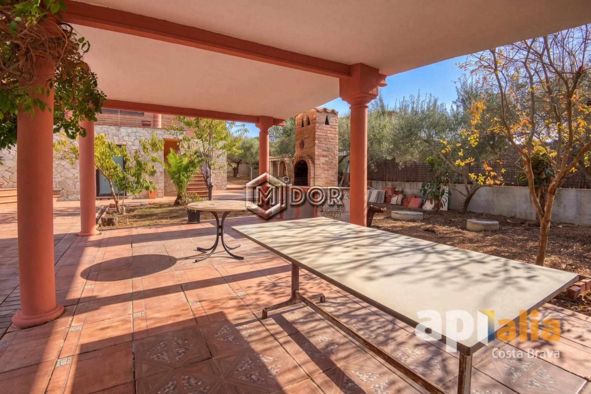 CASA AMB PISCINA I GARATGE A MAS PERE, CALONGE – COSTA BRAVA