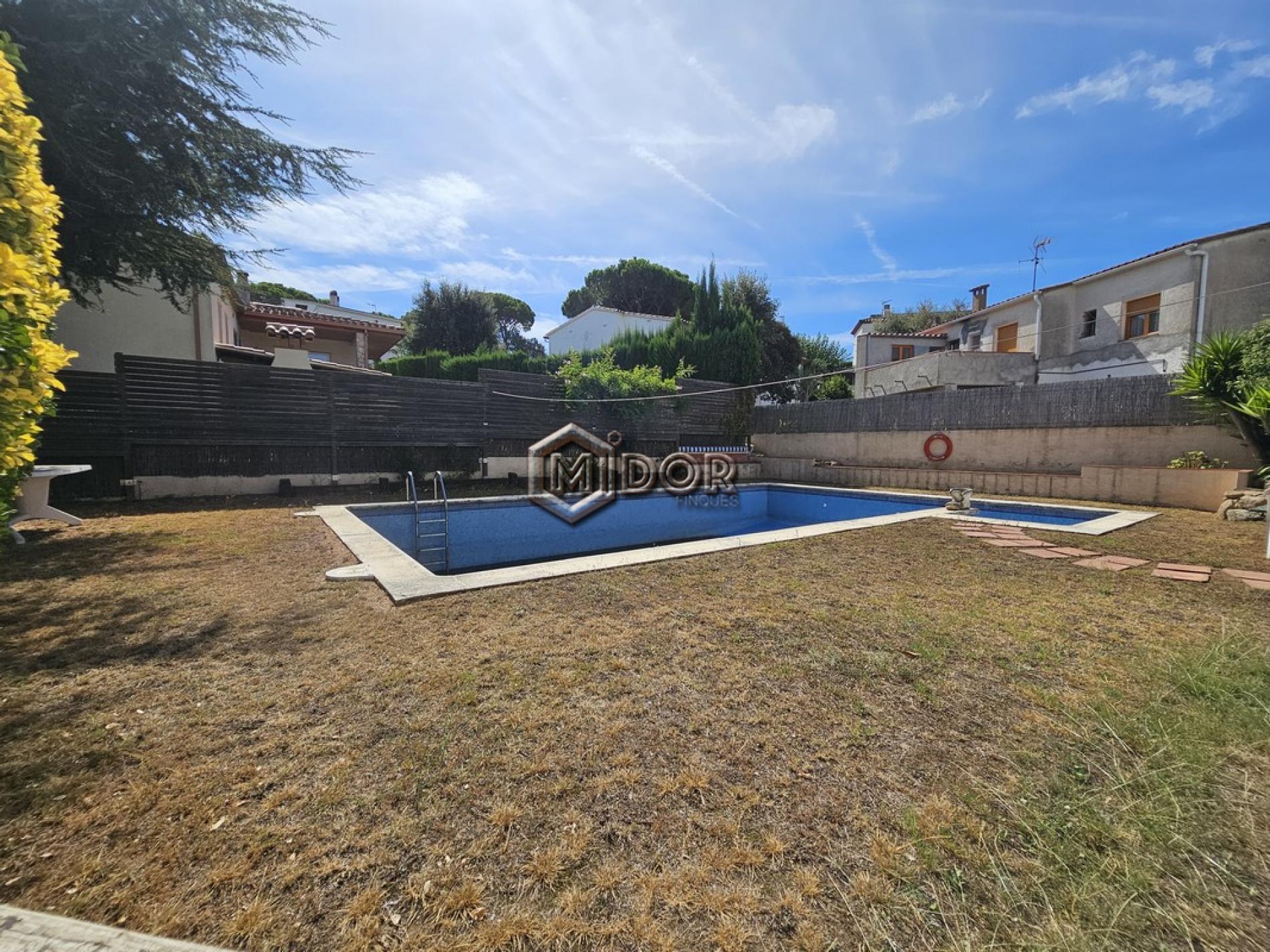 CASA AMB GRAN POTENCIAL I PISCINA PRIVADA A MAS TREMPAT (SANTA CRISTINA D'ARO)