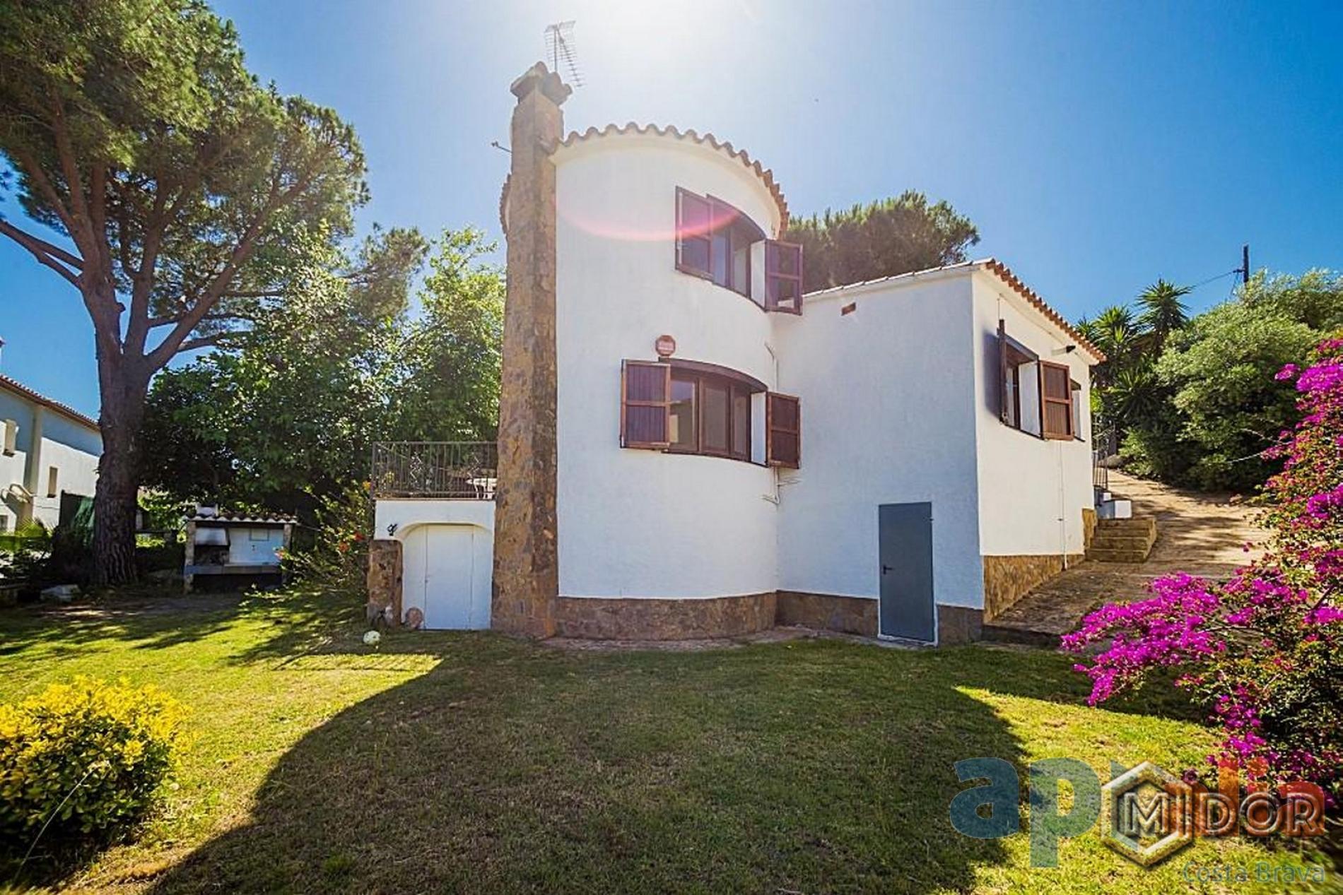 CASA CON VISTAS A MAR EN TORREVALENTINA (ST.ANTONI DE CALONGE)