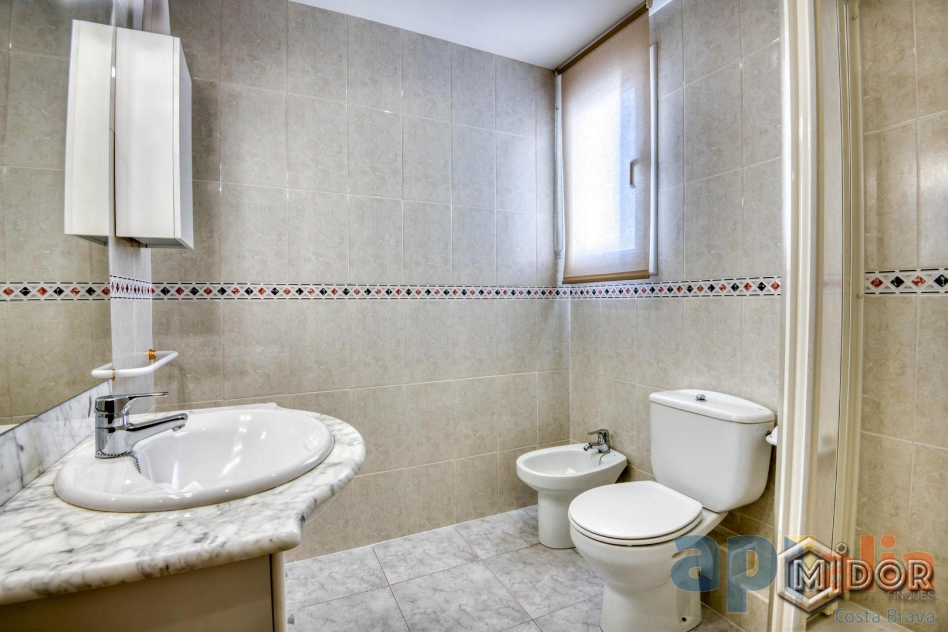 PENTHOUSE IN PLATJA D'ARO (CENTRAL AREA)
