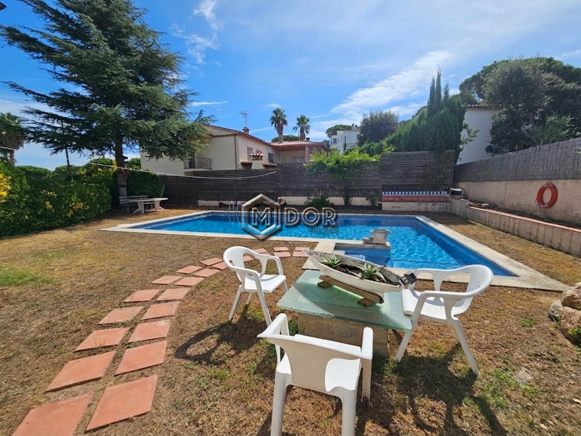 CASA AMB GRAN POTENCIAL I PISCINA PRIVADA A MAS TREMPAT (SANTA CRISTINA D'ARO)