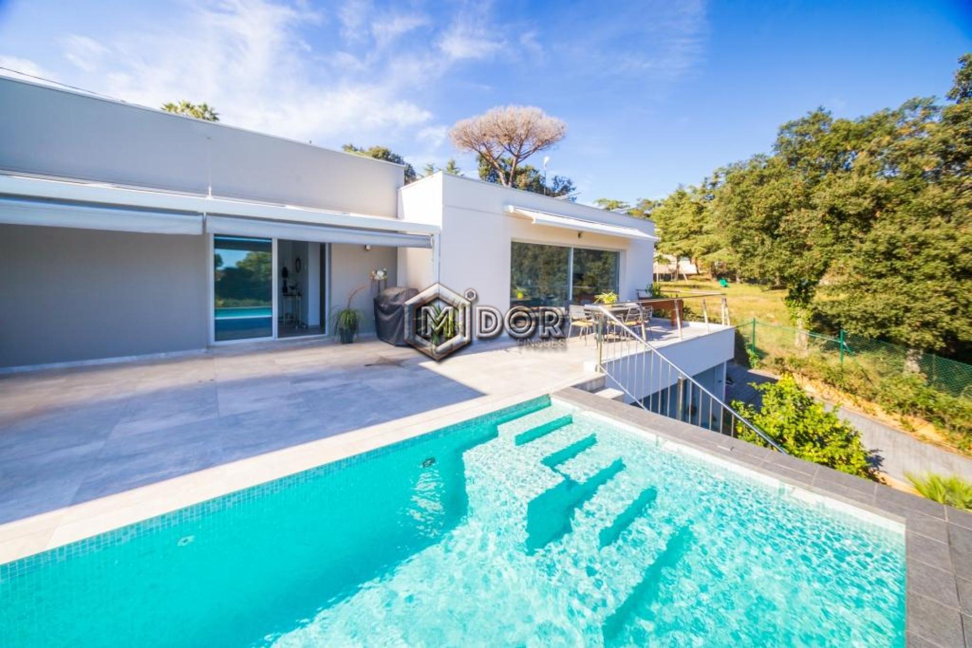 CASA MODERNA AMB VISTES A MAR A PLATJA D'ARO (MAS ROS)