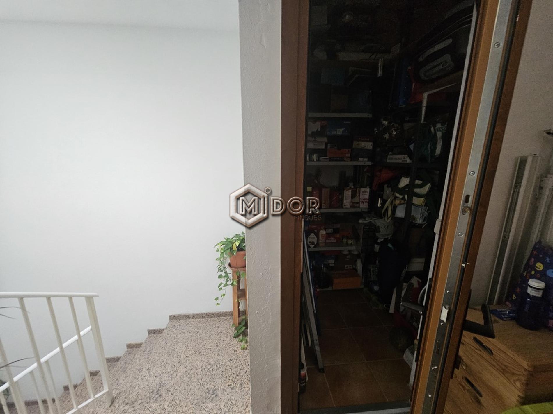 AMPLI I LLUMINÓS APARTAMENT A SANT FELIU DE GUÍXOLS (ZONA ESCLAT)