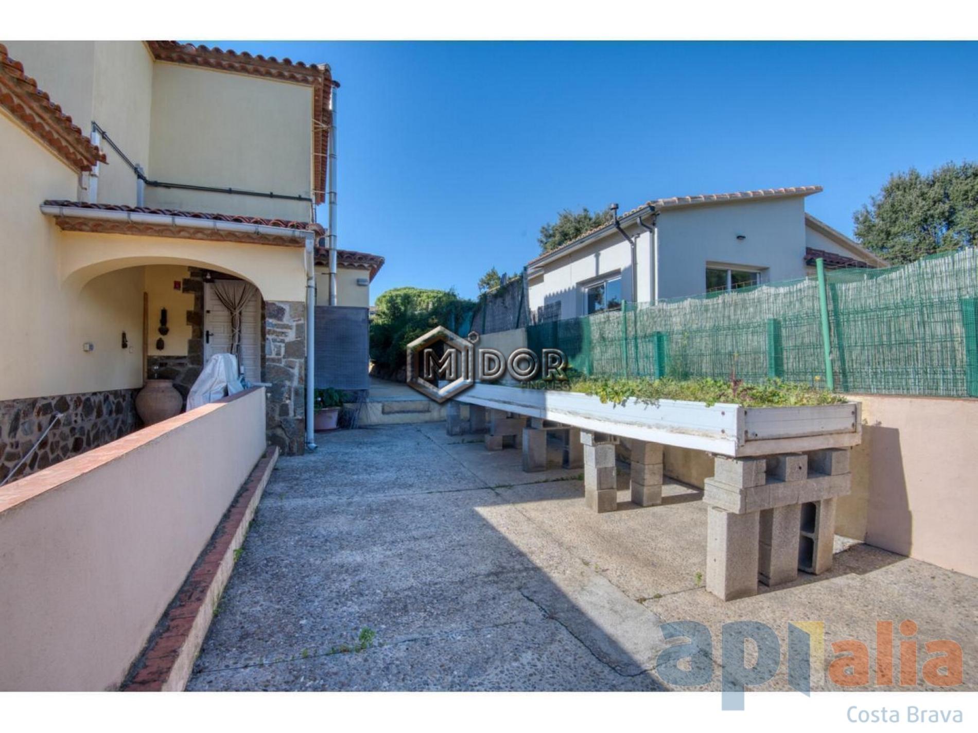 CASA AMB JARDÍ I PISCINA A S'AGARÓ